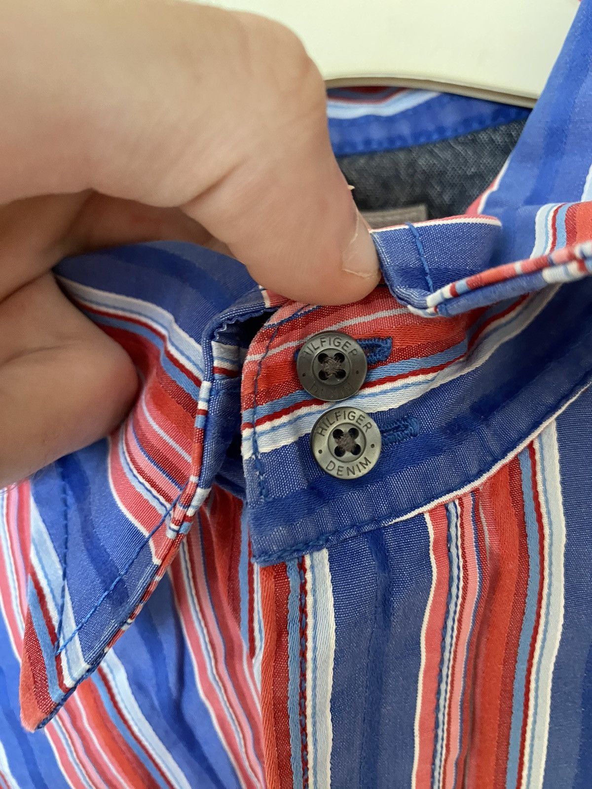 Tommy Hilfiger Vintage Tommy Hilfiger Shirt - Size L Size US L / EU 52-54 / 3 - 7 Thumbnail