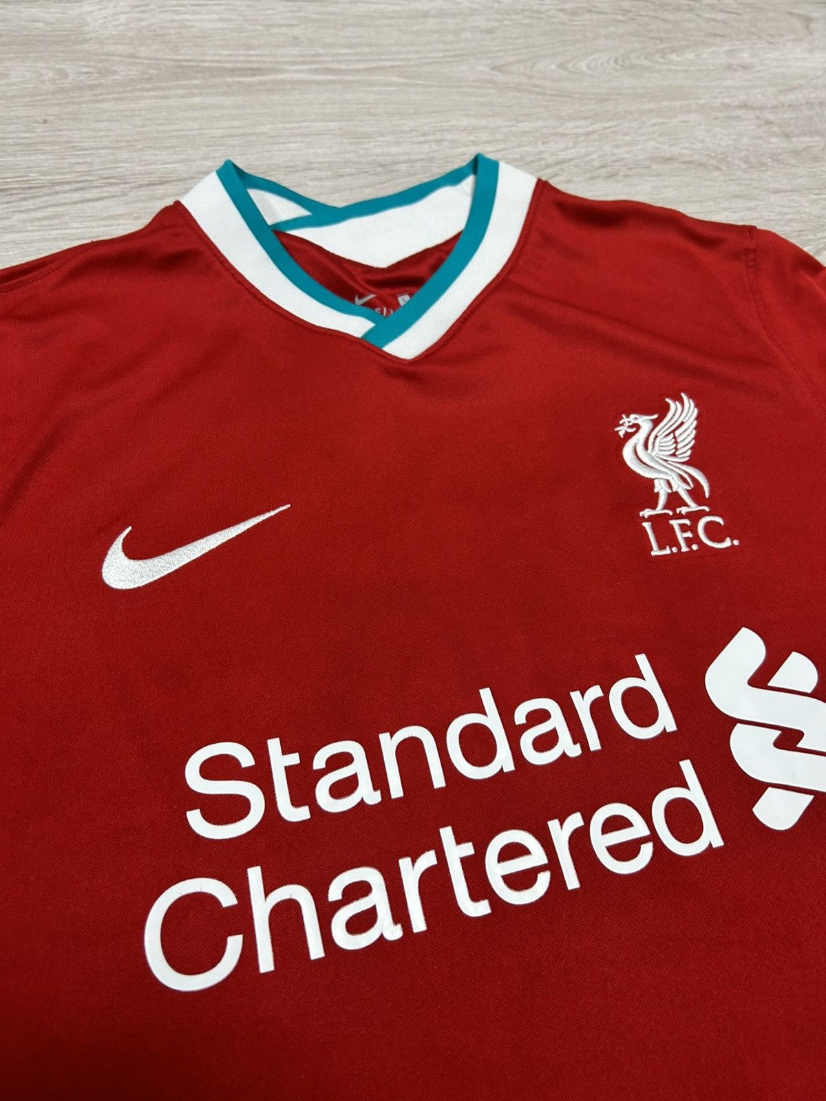 Nike Nike Soccer Jersey FC Liverpool 2020/21 away size M Size US M / EU 48-50 / 2 - 6 Thumbnail