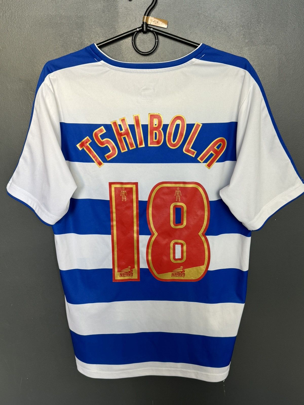 Puma Reading 15/16 Home Tshibola Football Jersey Size US M / EU 48-50 / 2 - 1 Thumbnail