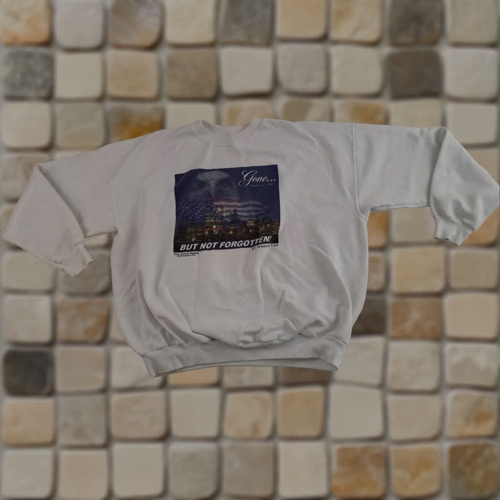 Hanes VINTAGE Hanes Printpro Sweatshirt City Photo Print Crew Neck Long Sleeve 2XL White Unisex Adults Canvas Cotton Graphic Print Size US XXL / EU 58 / 5 - 1 Thumbnail