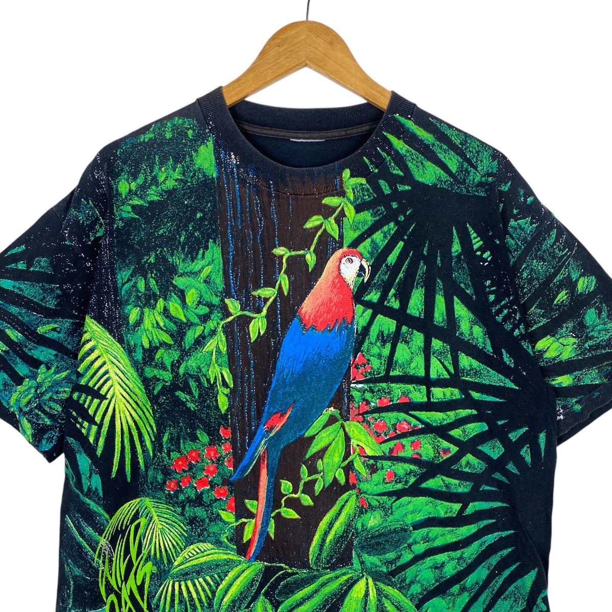Habitat × Vintage 💥 90s WILD OATS MACAW RAINFOREST ALLOVER PRINT TSHIRT Size US L / EU 52-54 / 3 - 3 Thumbnail
