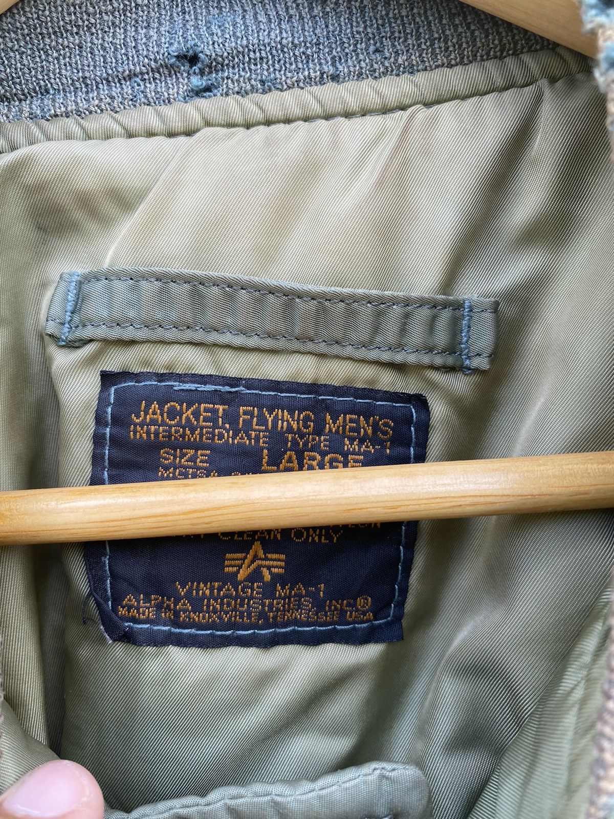 Alpha Industries Vintage MA-1 Alpha industries flying bomber jacket Size US L / EU 52-54 / 3 - 15 Thumbnail