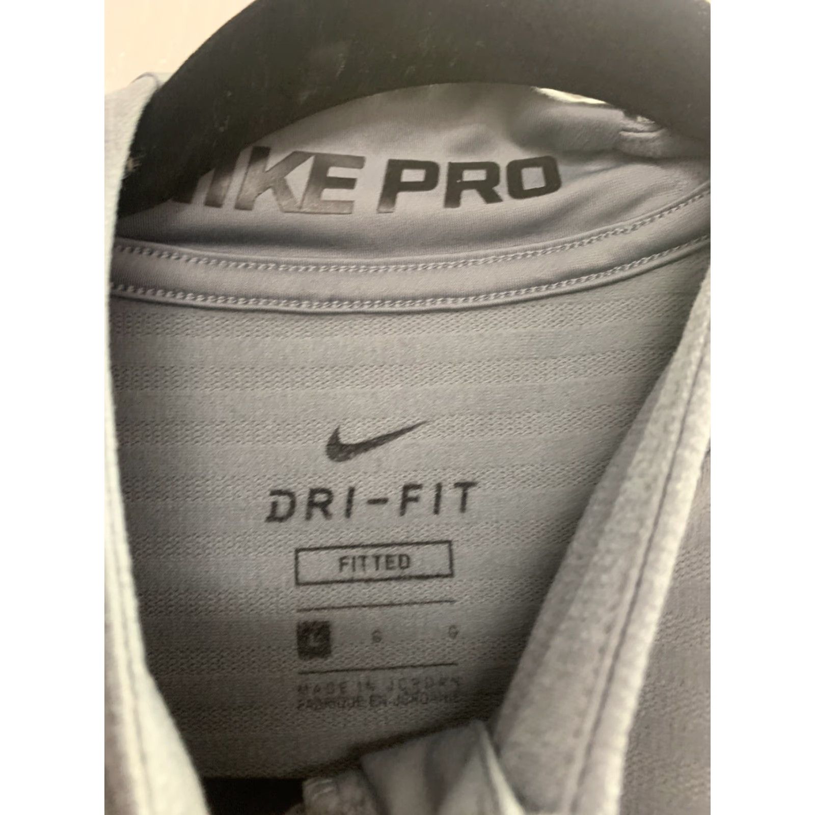 Nike Nike Pro Warm Long Sleeve Top 1/4 Zip Gray L Mens 725033-065 Size US L / EU 52-54 / 3 - 4 Thumbnail