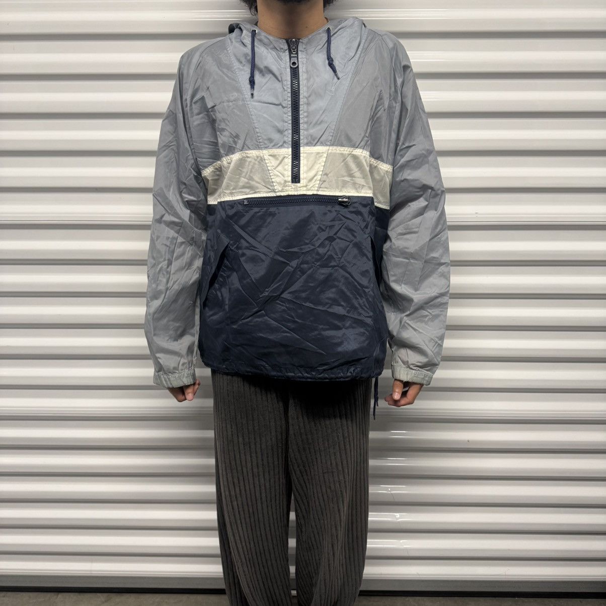 Gap Y2K/2000s Grunge Gap Grey And Navy Blue Striped Windbreaker Size US M / EU 48-50 / 2 - 1 Thumbnail