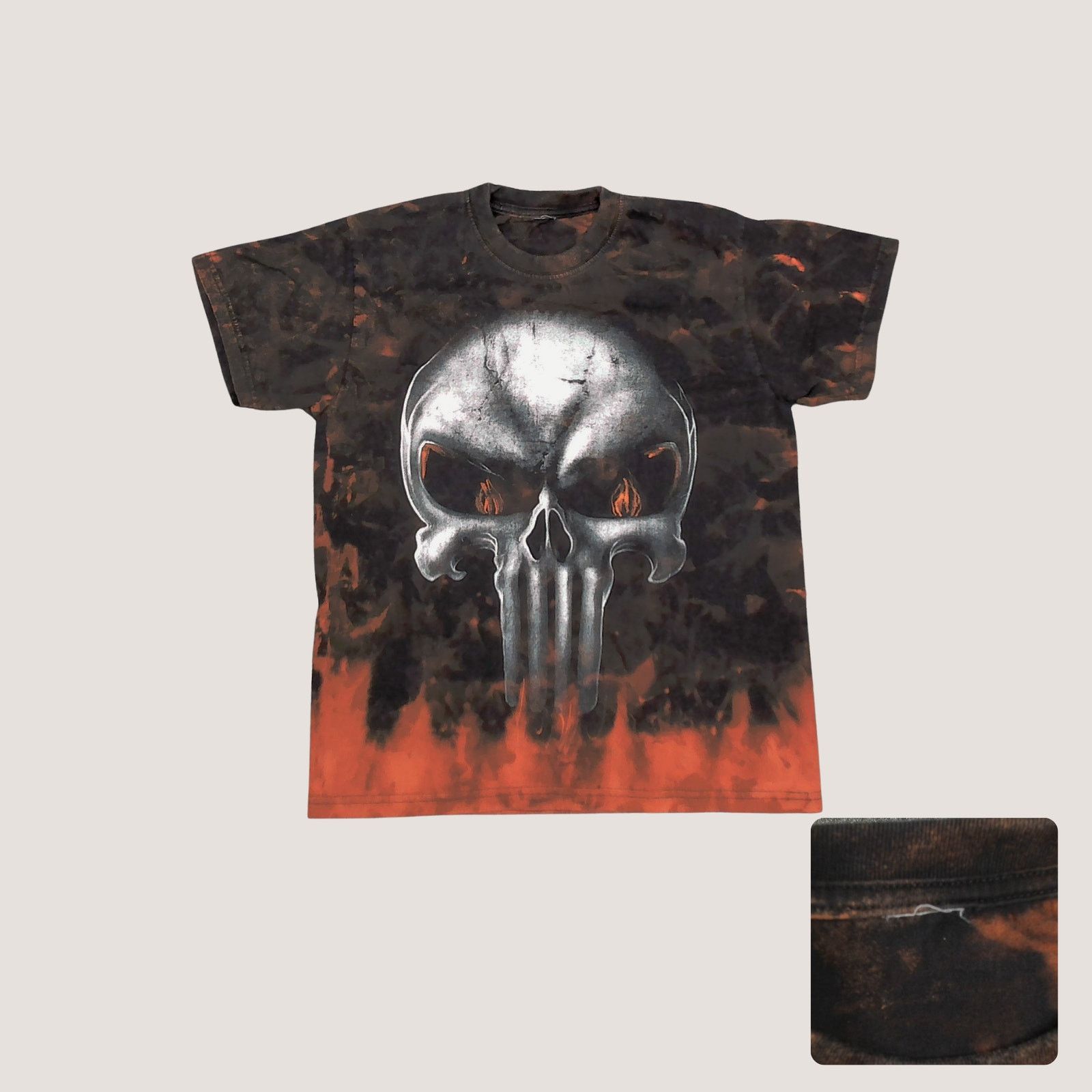 Vintage 1-of-1 Custom Bleach Punisher Skull Y2K Grunge Tee Large Size US L / EU 52-54 / 3 - 1 Thumbnail