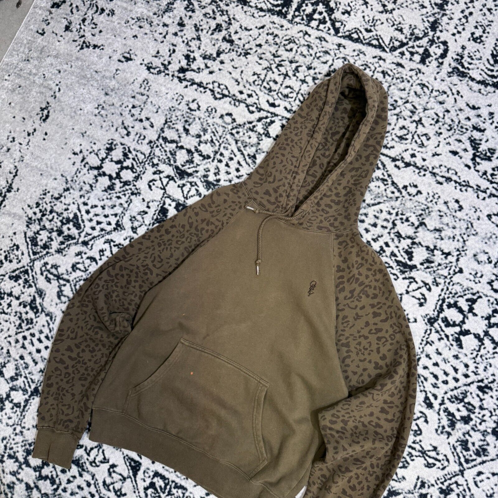 Vintage Vintage Obey Khaki Green Cotton Hoodie XS with Panther Print Size US XS / EU 42 / 0 - 2 Thumbnail