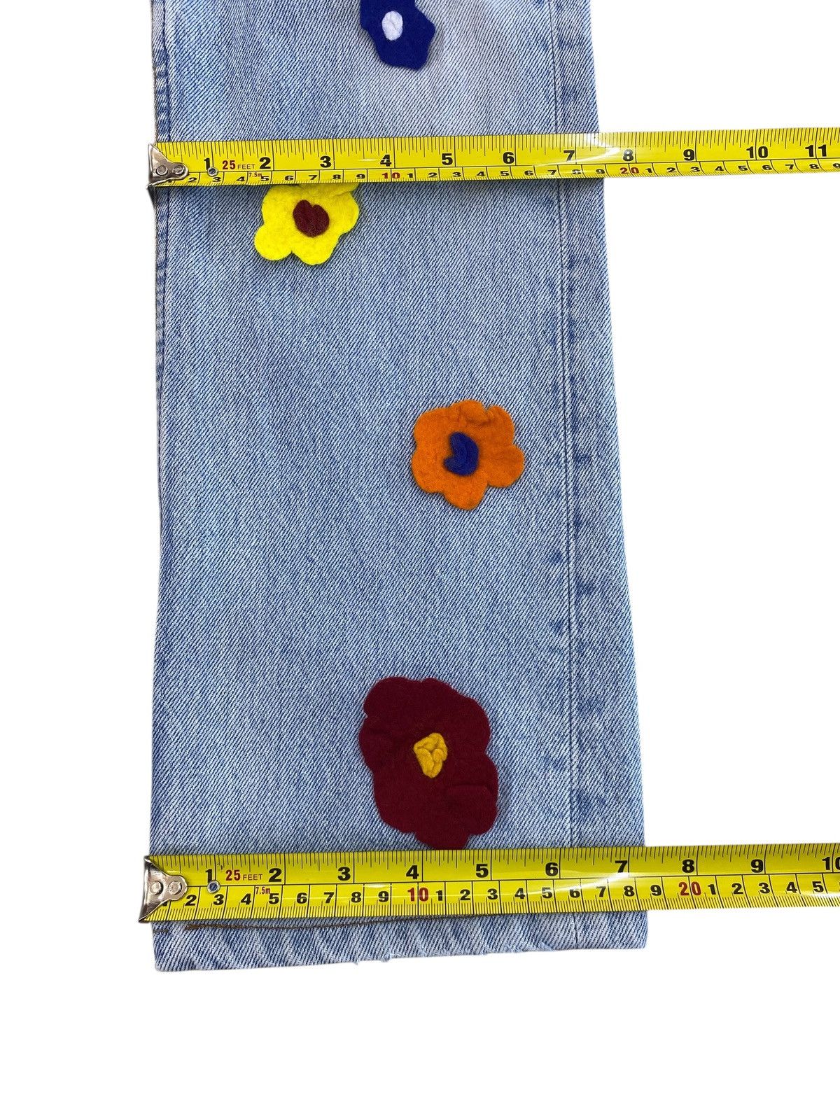 Levi's Levi's 501 distressed denim jeans with floral patches jeans Size 26" / US 2 / IT 38 - 7 Thumbnail