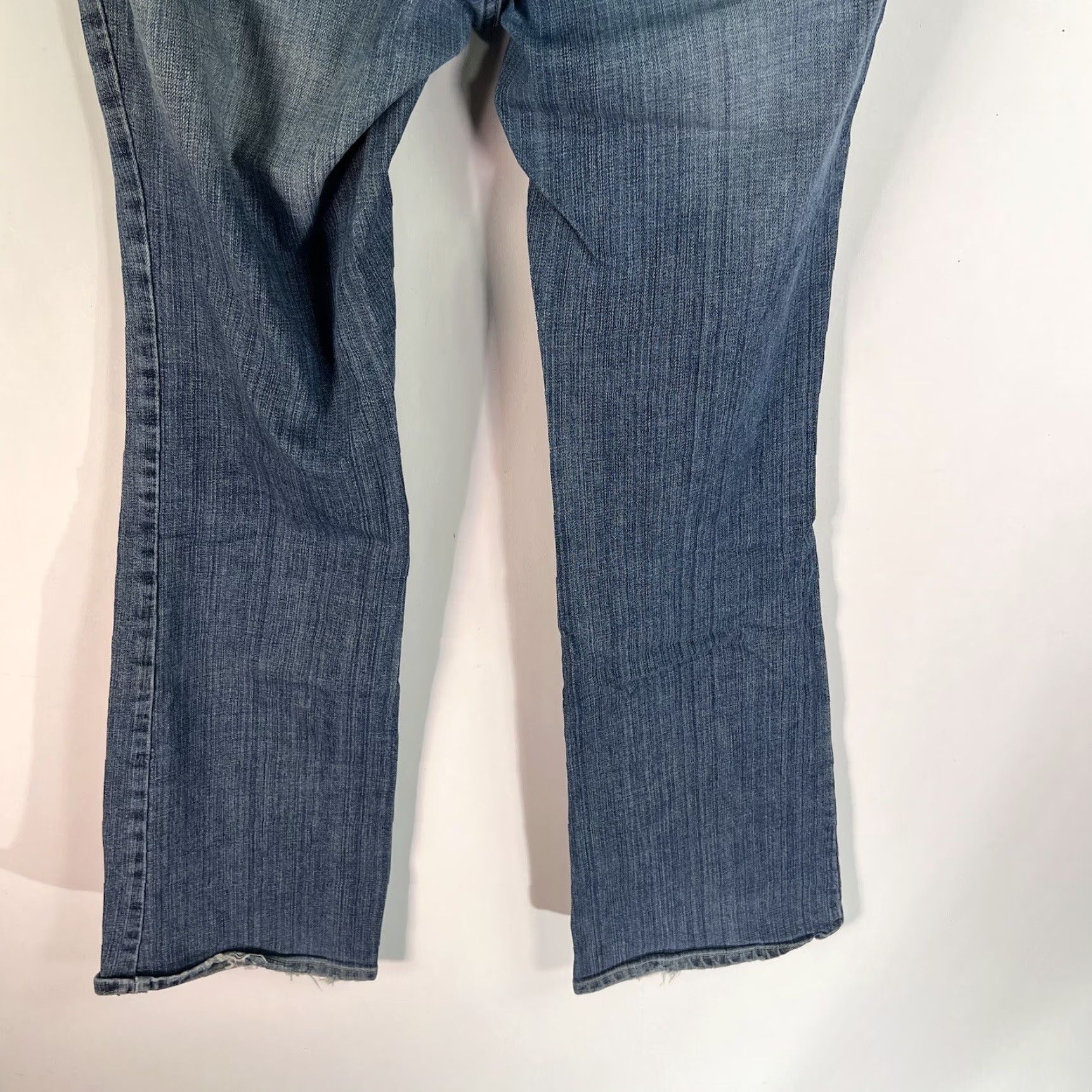 Mossimo MOSSIMO Distressed Bootcut Jeans Size 10 34x32 Blue Women's Denim Size 32" / US 10 / IT 46 - 6 Thumbnail