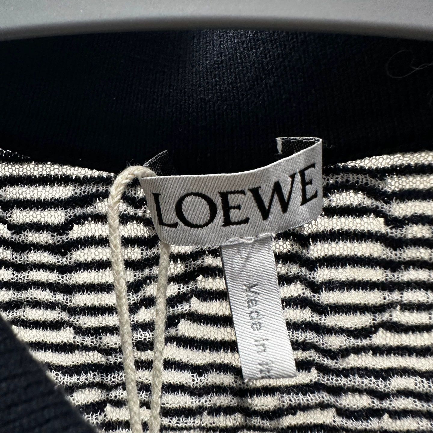 Loewe Loewe mar613 all over logo short sleeve Polo XS Size XS / US 0-2 / IT 36-38 - 3 Thumbnail