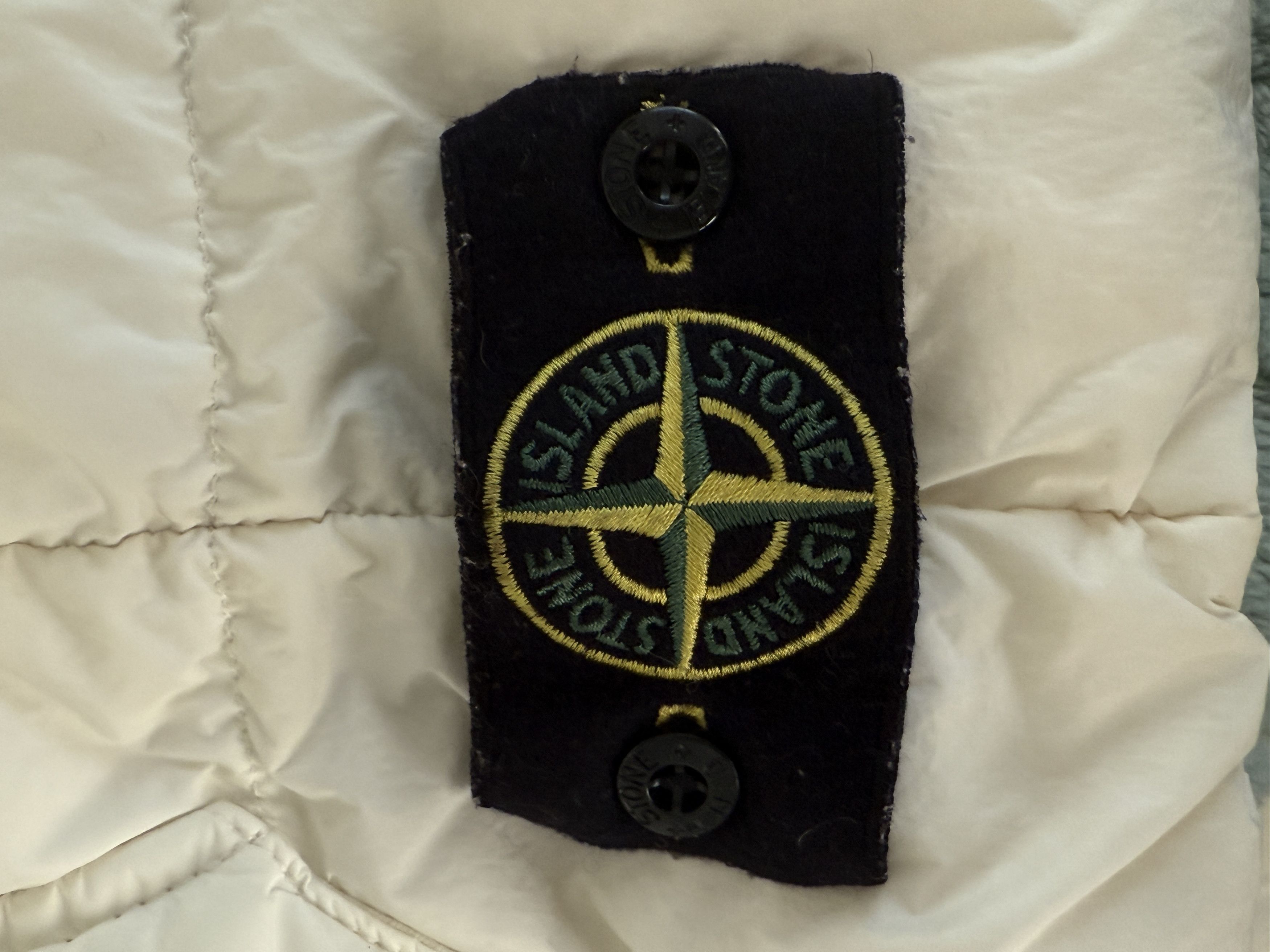 Stone Island Crinkle White Sleeveless Down Vest Size Large Size US L / EU 52-54 / 3 - 5 Thumbnail