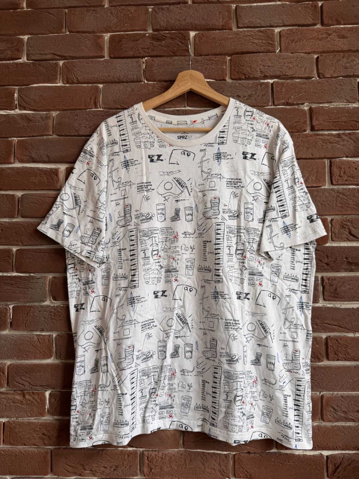Jean-Michel Basquiat Jean Michel Basquiat x Uniqlo MOMA XL Art Tee Rare Print Size US XL / EU 56 / 4 - 1 Thumbnail
