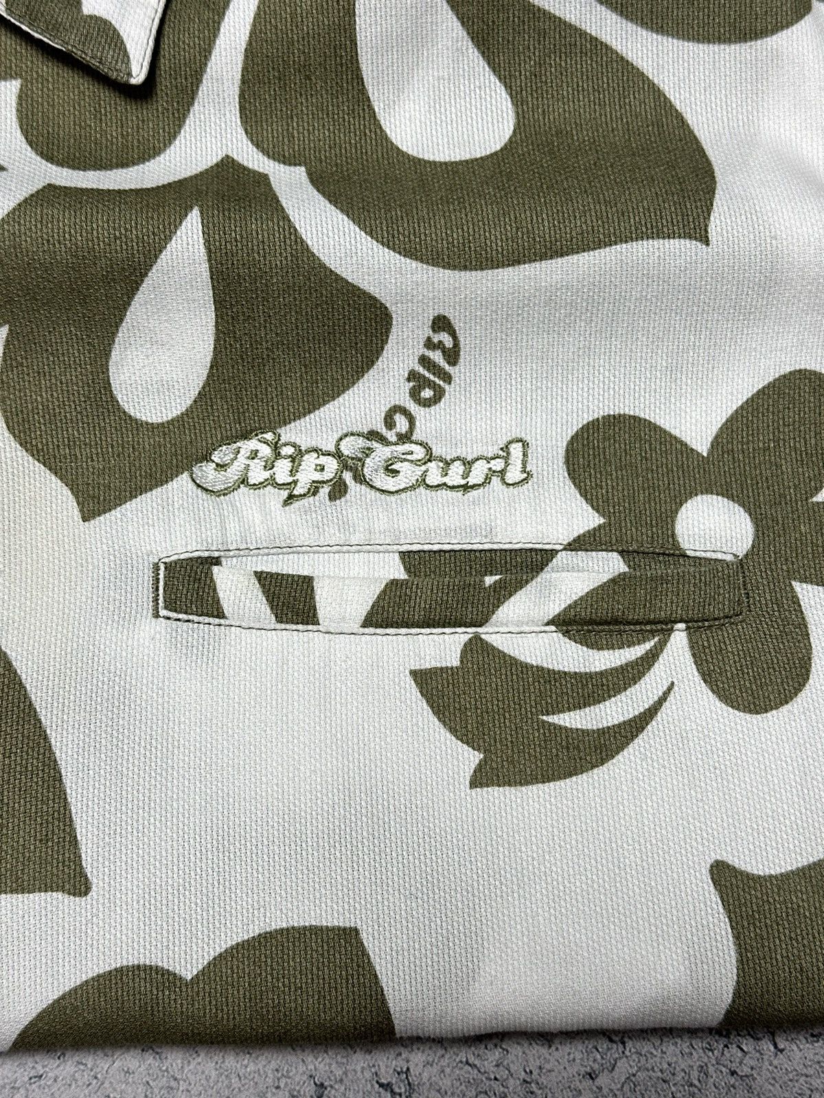 Rip Curl Vintage Rip Curl Floral Hawaiian Y2K Button Up Surf Shirt Size US L / EU 52-54 / 3 - 9 Thumbnail
