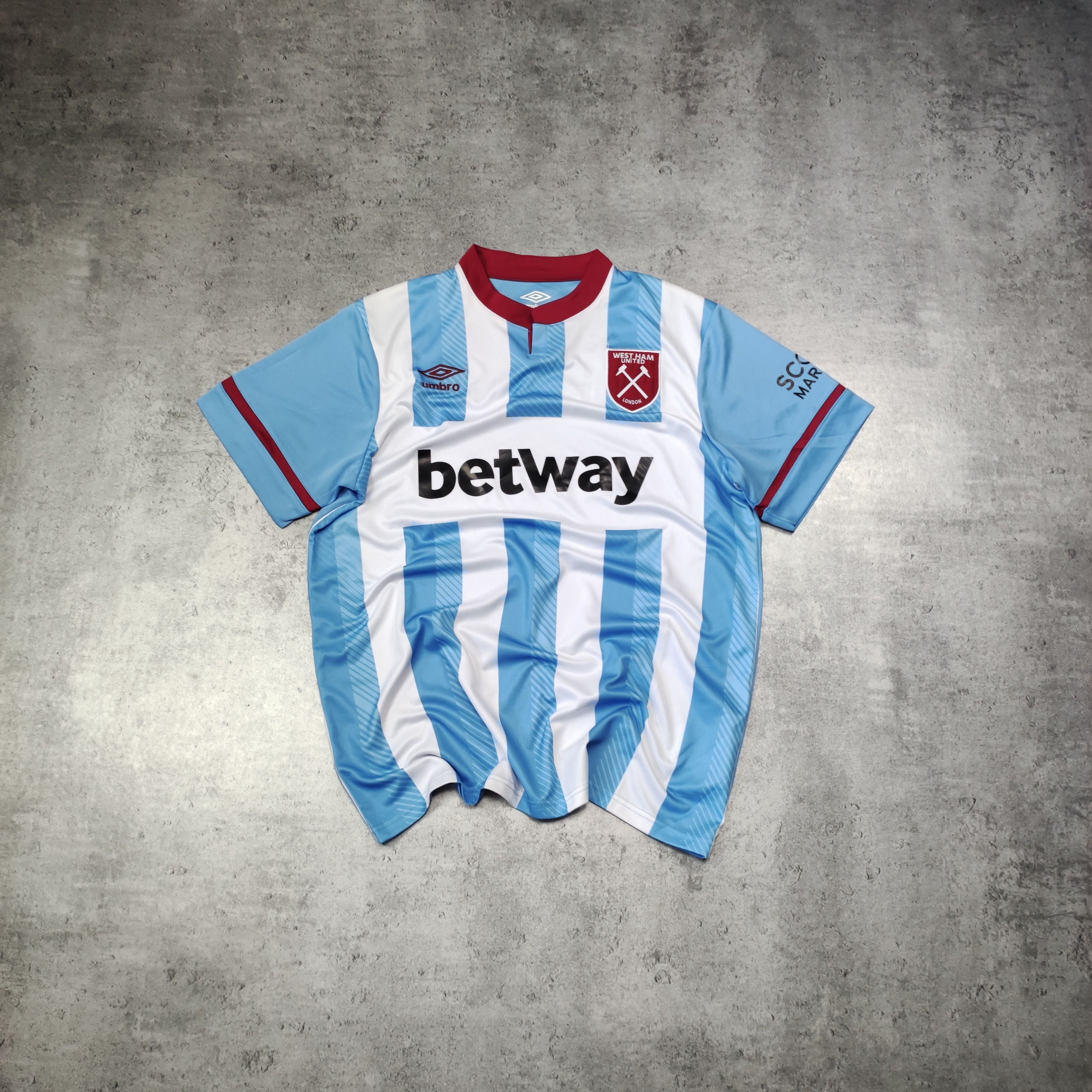 Other RARE West Ham United Football Umbro Away 2021 Jersey Size US XL / EU 56 / 4 - 1 Thumbnail