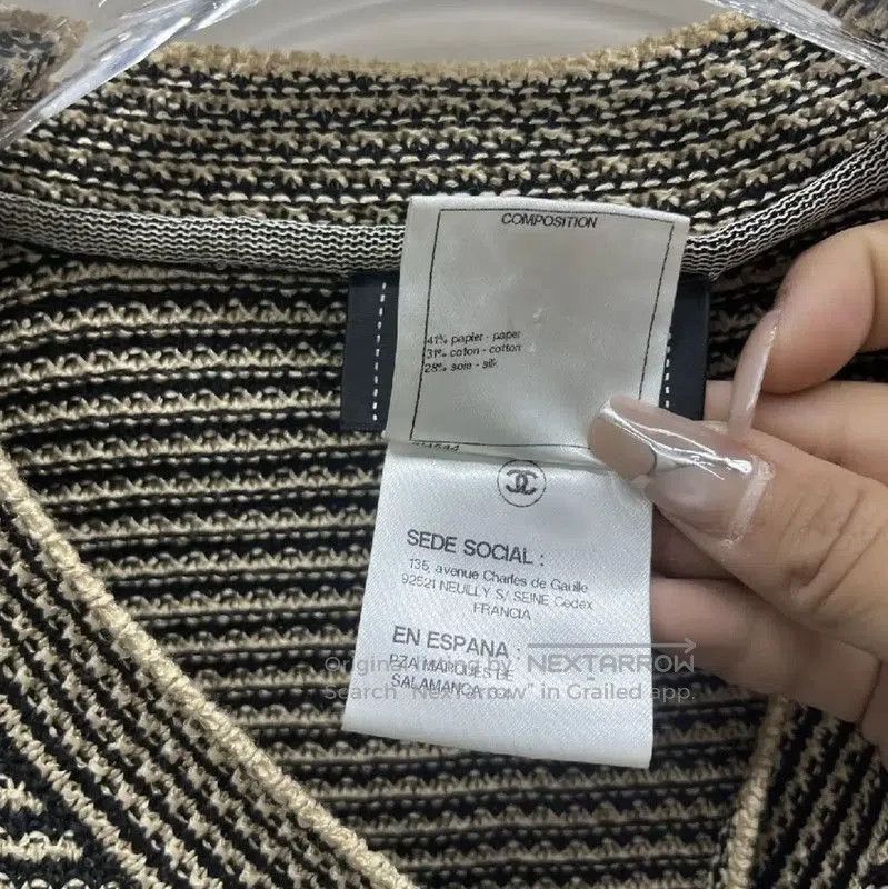 Chanel Chanel Multi-Color Women's Pullover Sweater . Size M / US 6-8 / IT 42-44 - 4 Thumbnail