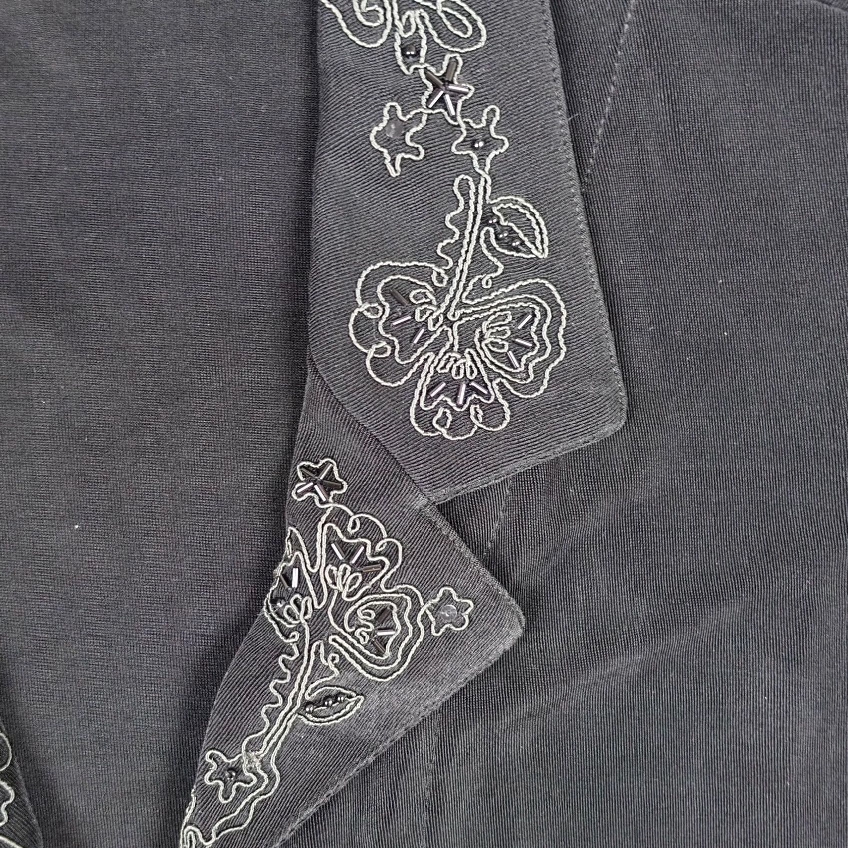 Vintage VINTAGE Chico's Travelers Jacket Womens Size 3 Black Embroidered Paisley Floral Mid-Length Knit Blazer Jacket Womens Size XS / US 0-2 / IT 36-38 - 3 Thumbnail