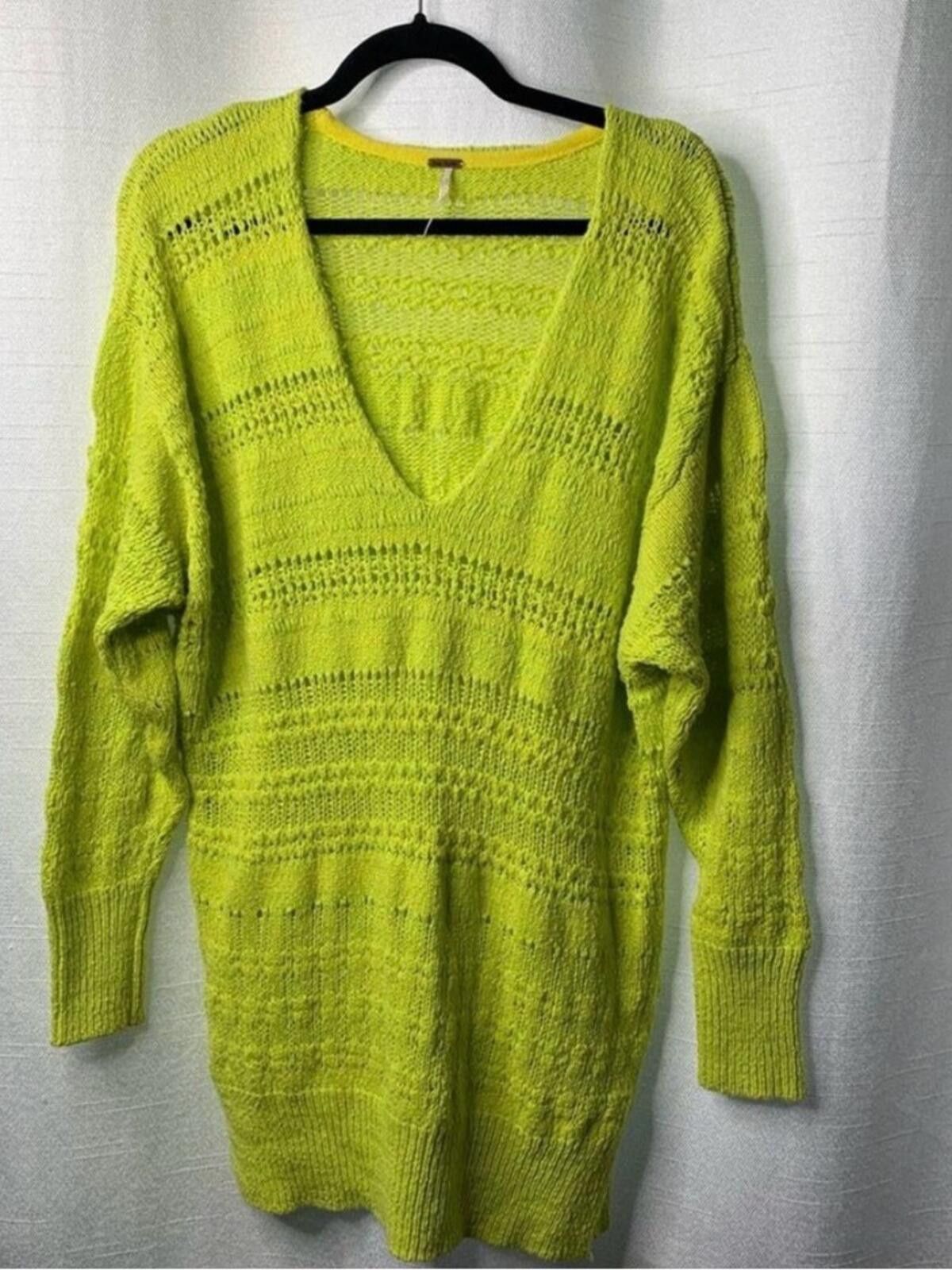 Free People Free People green hot tropics oversized sweater size medium Size M / US 6-8 / IT 42-44 - 1 Thumbnail