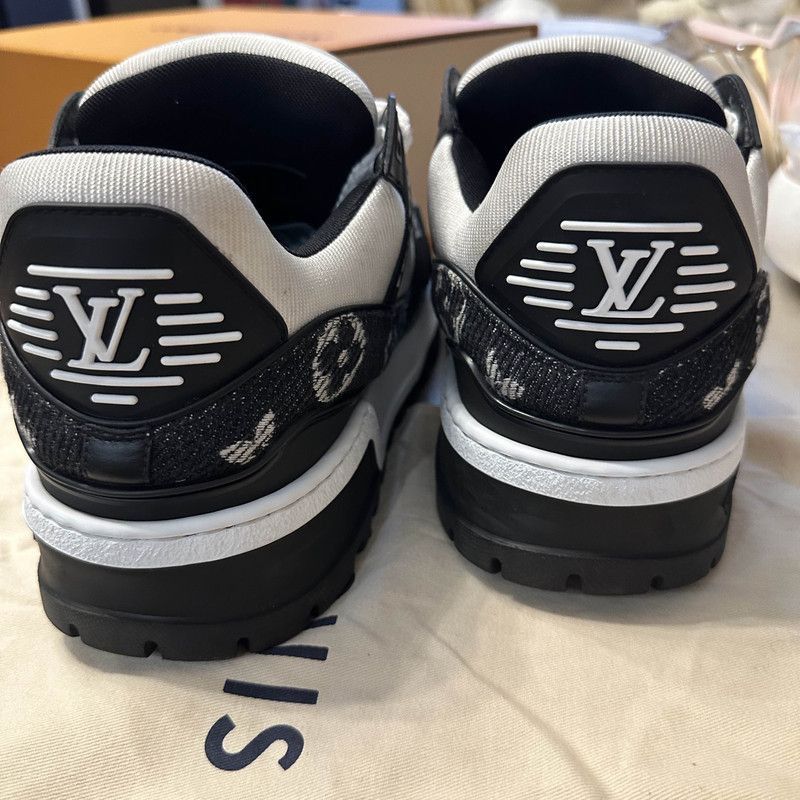 Louis Vuitton Louis Vuitton Trainer Maxi Black and White Sneakers -2508 Size US 8 / EU 41 - 3 Thumbnail