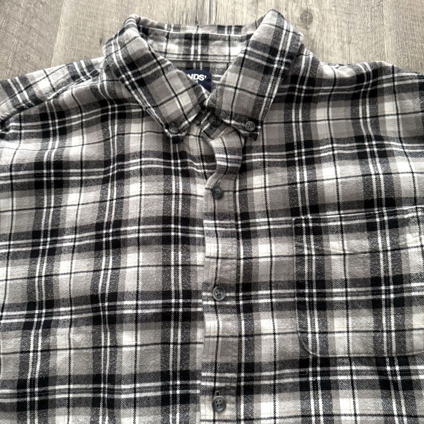 Lands' End Lands' End Shirt Mens XXL Traditional Fit Charcoal Plaid Flannel Button-Up Long Sleeve Casual Pockets Weathered Outdoor Size US XXL / EU 58 / 5 - 6 Thumbnail