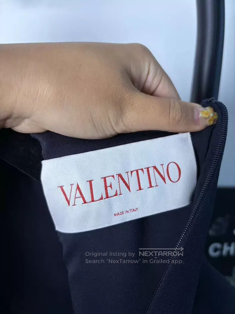 Valentino Valentino dress Size M / US 6-8 / IT 42-44 - 4 Thumbnail
