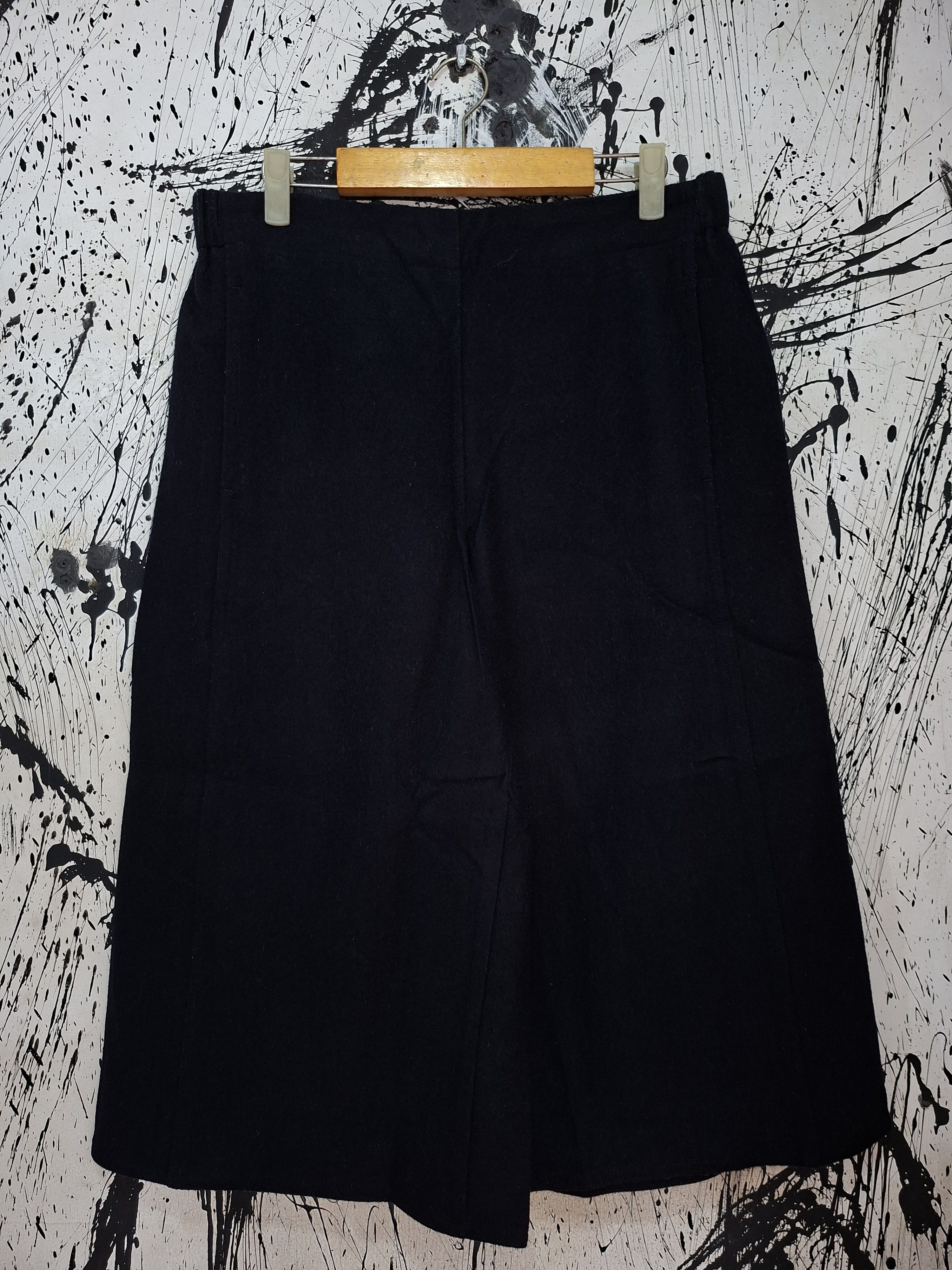 Lemaire LEMAIRE X UNIQLO CROPPED WOOL TROUSER PANTS Size 32" / US 10 / IT 46 - 1 Thumbnail