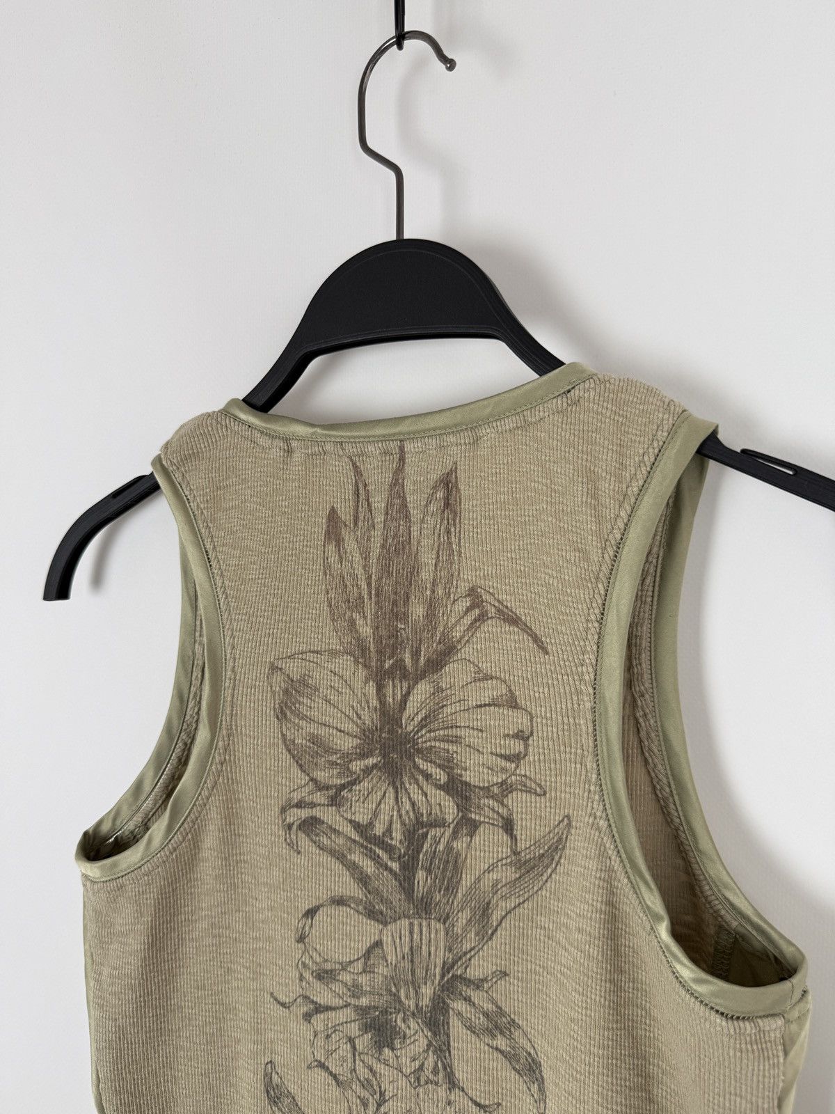 Miss Me Y2K Vintage Miss Me Distressed Ribbed Floral Sleeveless Top Size S / US 4 / IT 40 - 8 Thumbnail