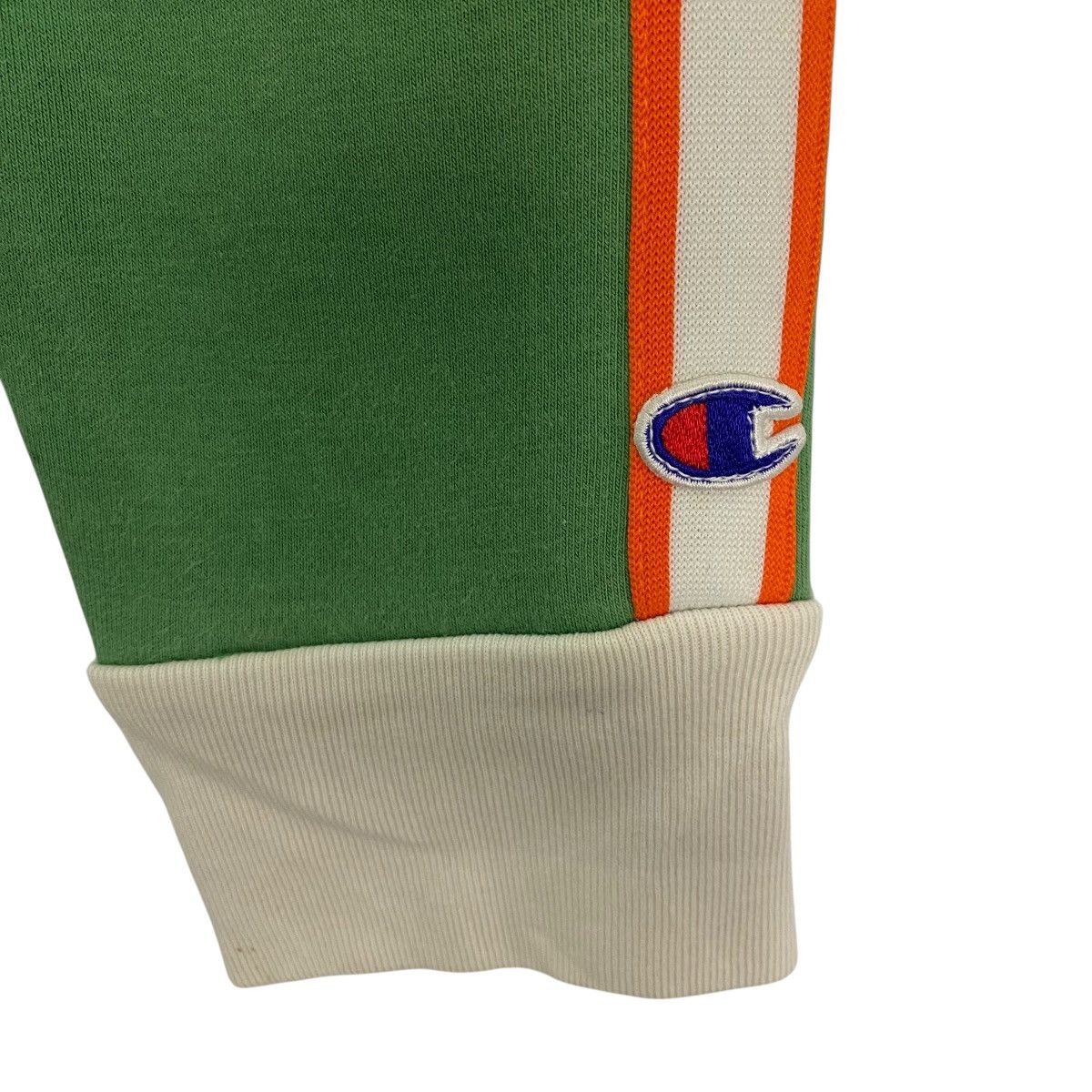 Vintage Vintage Champion Full Zip Sweater Pullover Jumper Size L Size US L / EU 52-54 / 3 - 7 Thumbnail