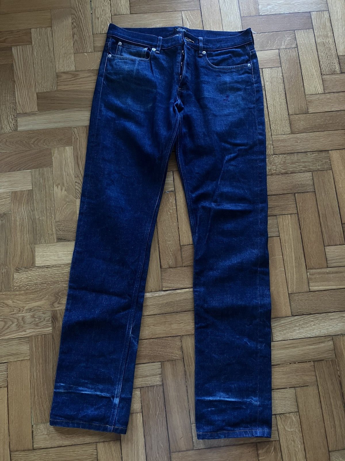 A.P.C. Beautiful wear selvedge pair of APC jeans Size US 32 / EU 48 - 1 Thumbnail