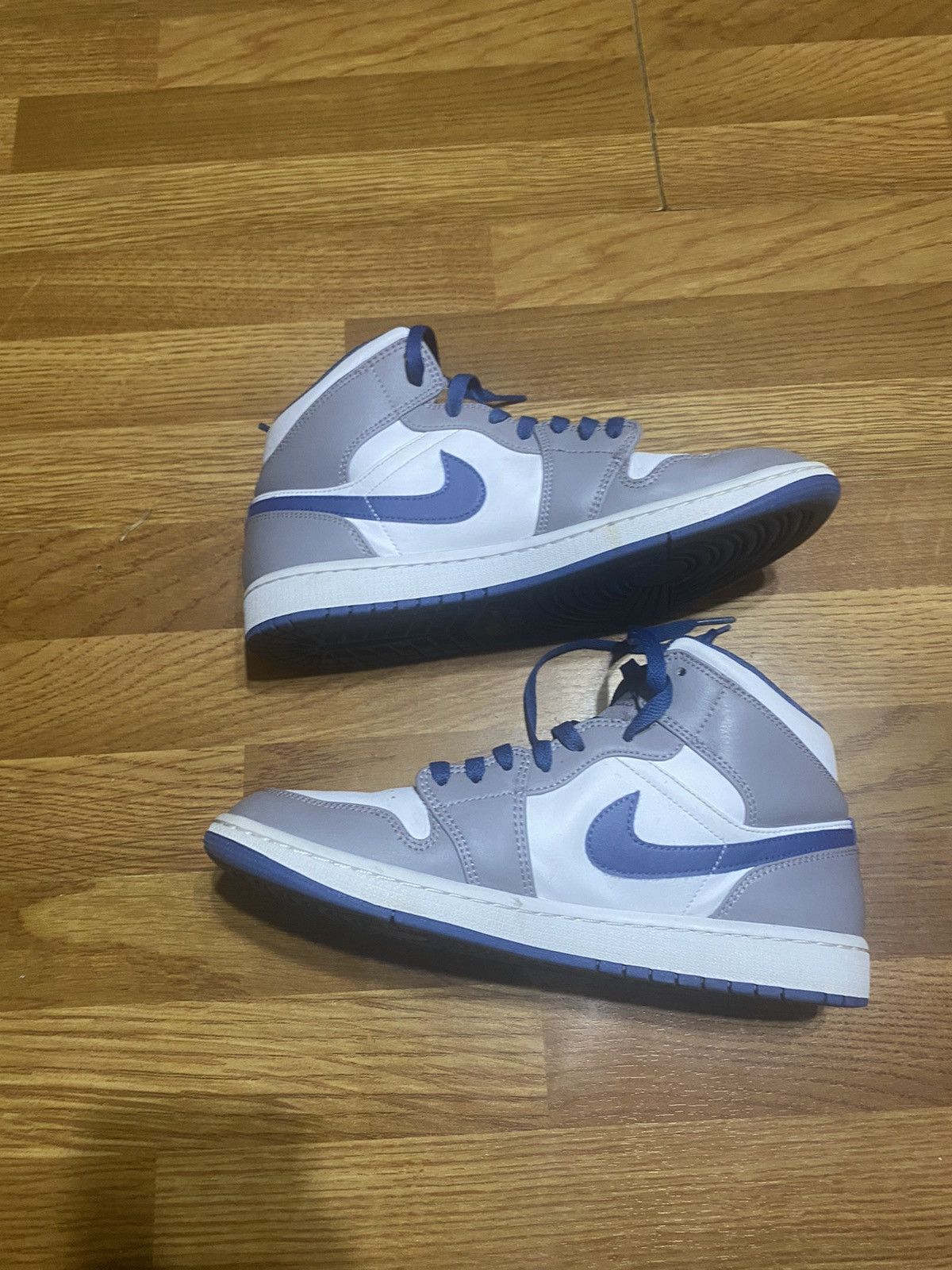 Jordan Brand Jordan 1 mid True Blue Size US 9.5 / EU 42-43 - 2 Thumbnail