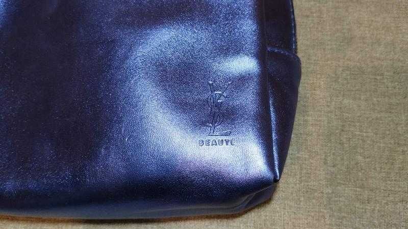 Yves Saint Laurent YSL Beauty Cosmetic Case Bag Size ONE SIZE - 1 Thumbnail