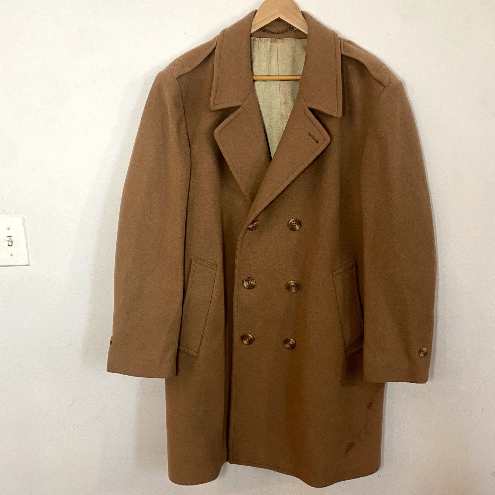 Vintage Vintage Camel Doublebreated 100% Wool Overcoat Casualcraft Size US L / EU 52-54 / 3 - 1 Thumbnail