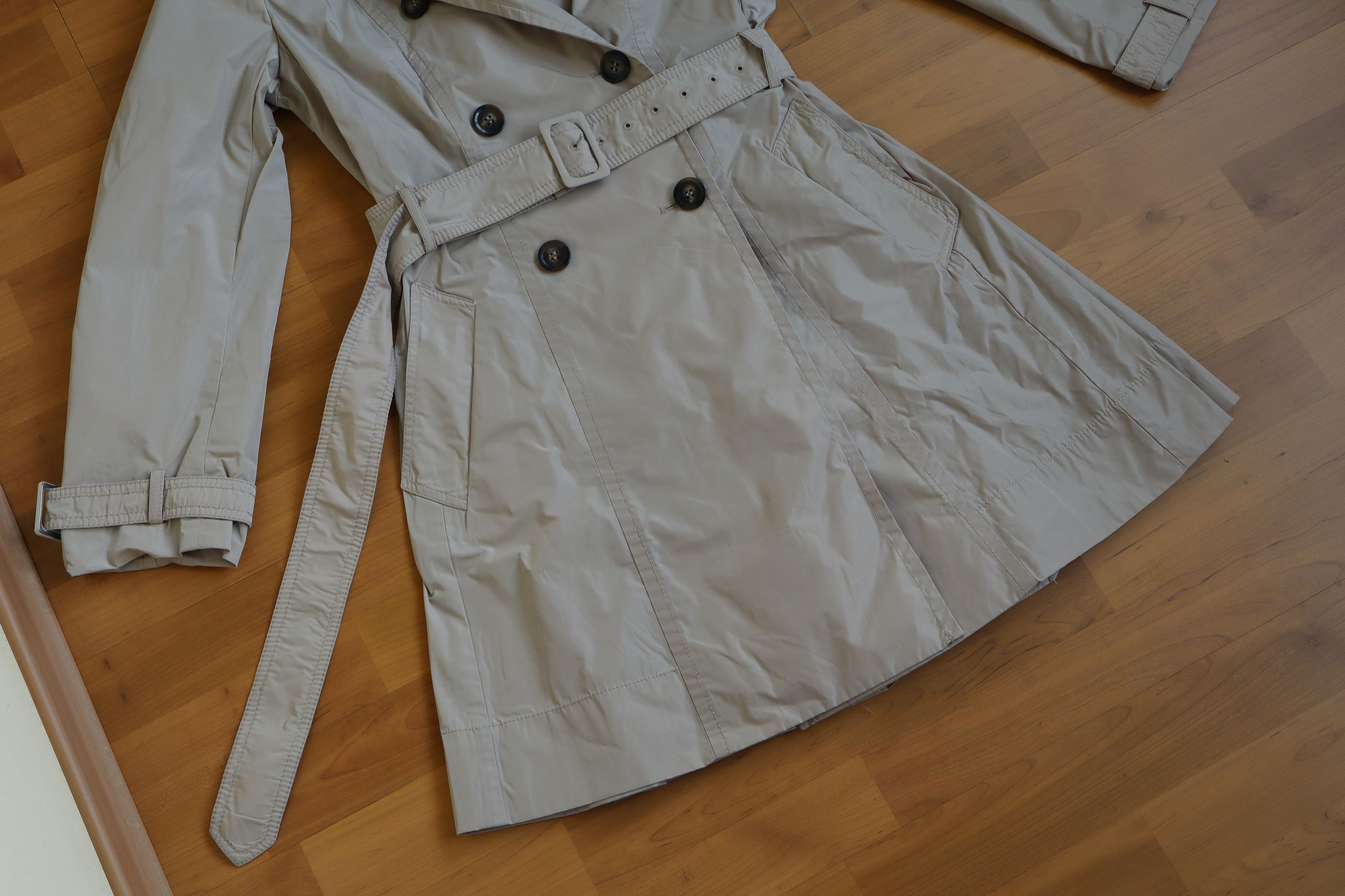Weekend Max Mara Max Mara Weekend Jacket Trench Coat size S Beige Size S / US 4 / IT 40 - 4 Thumbnail