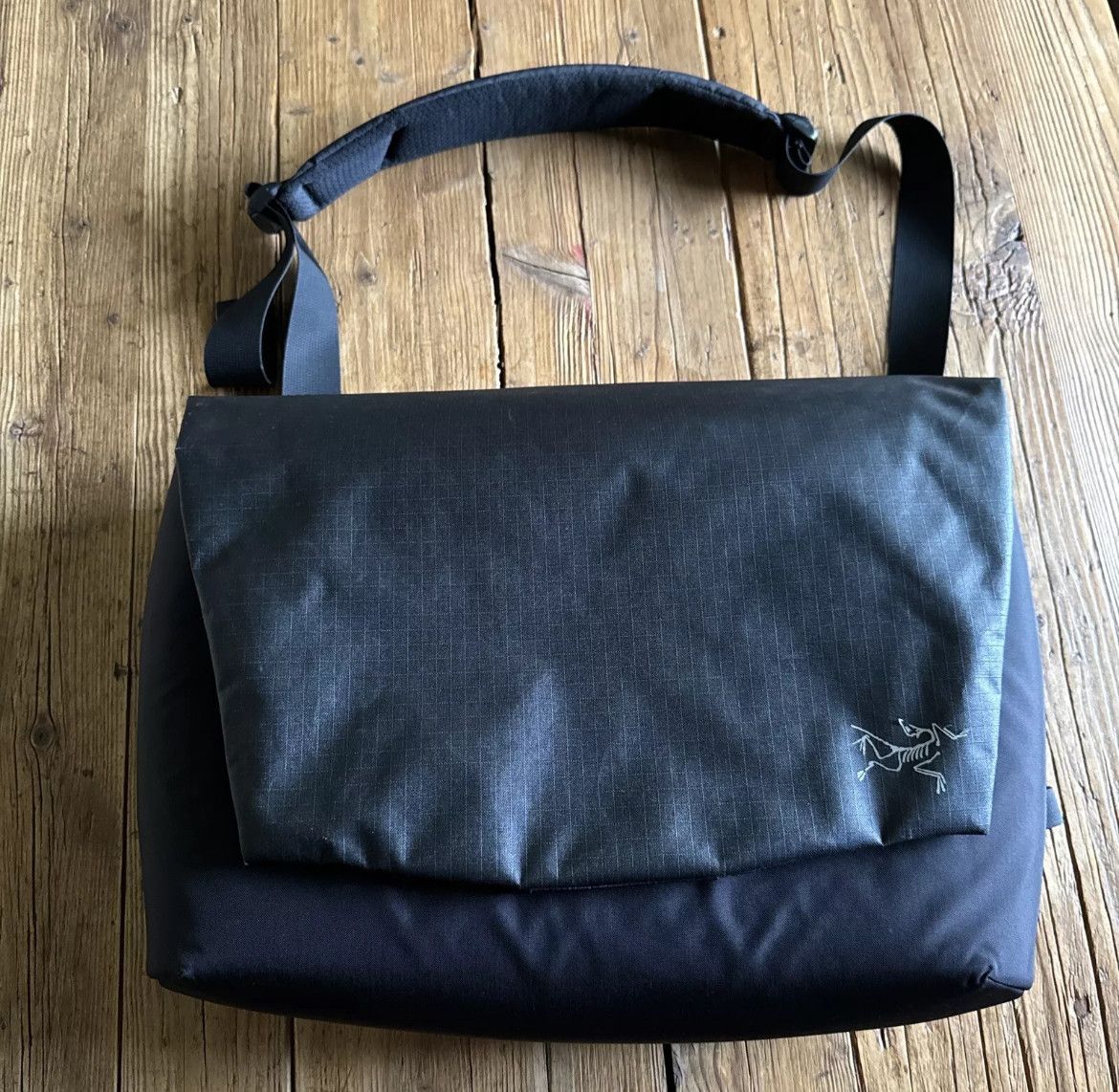 Arc'teryx New ARC'TERYX Shoulder side bag Mistral 16 | Grailed