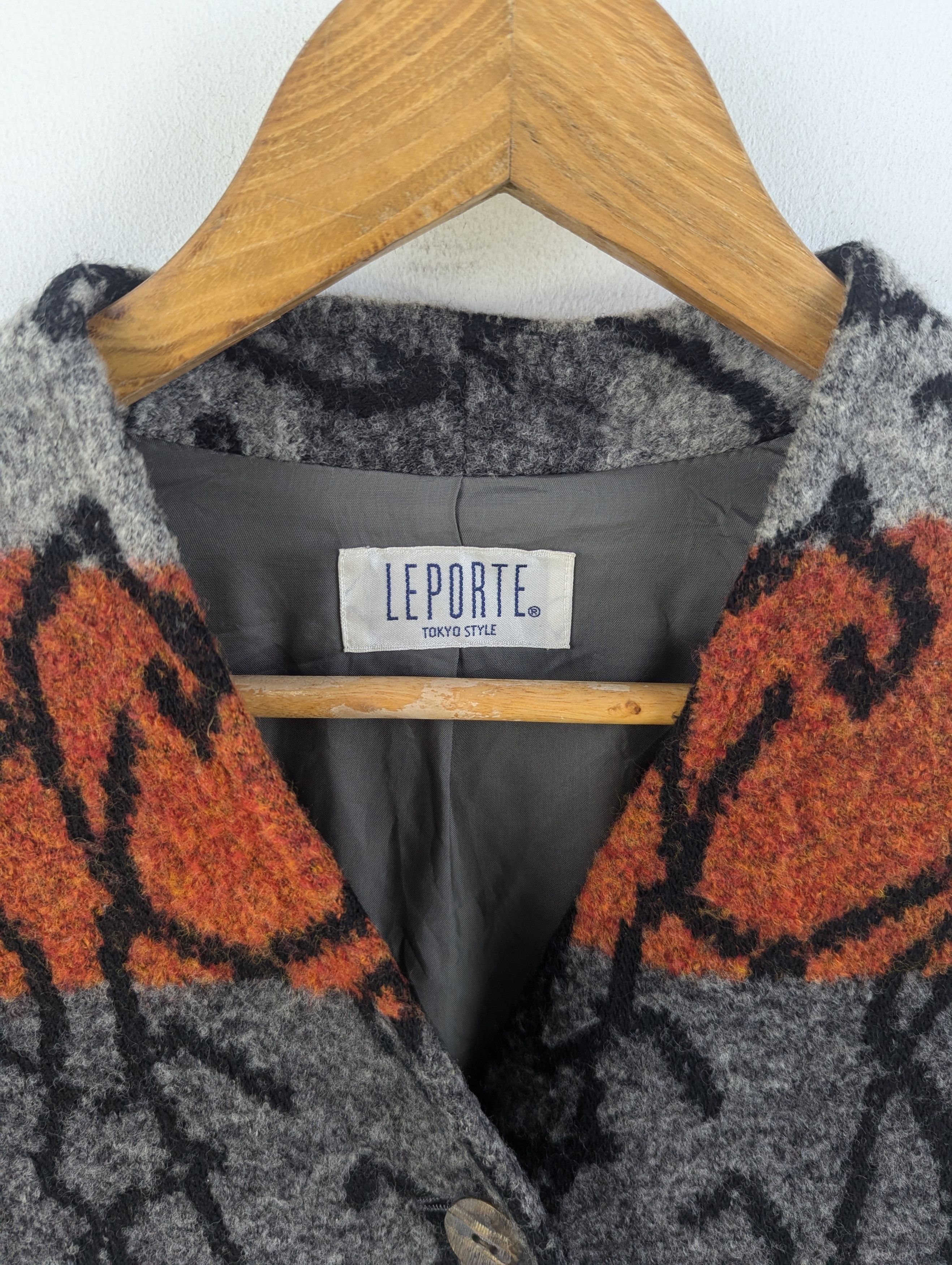 Japanese Brand × Vintage Vintage Wool Cardigan Button Up by Leporte Size L / US 10 / IT 46 - 7 Thumbnail
