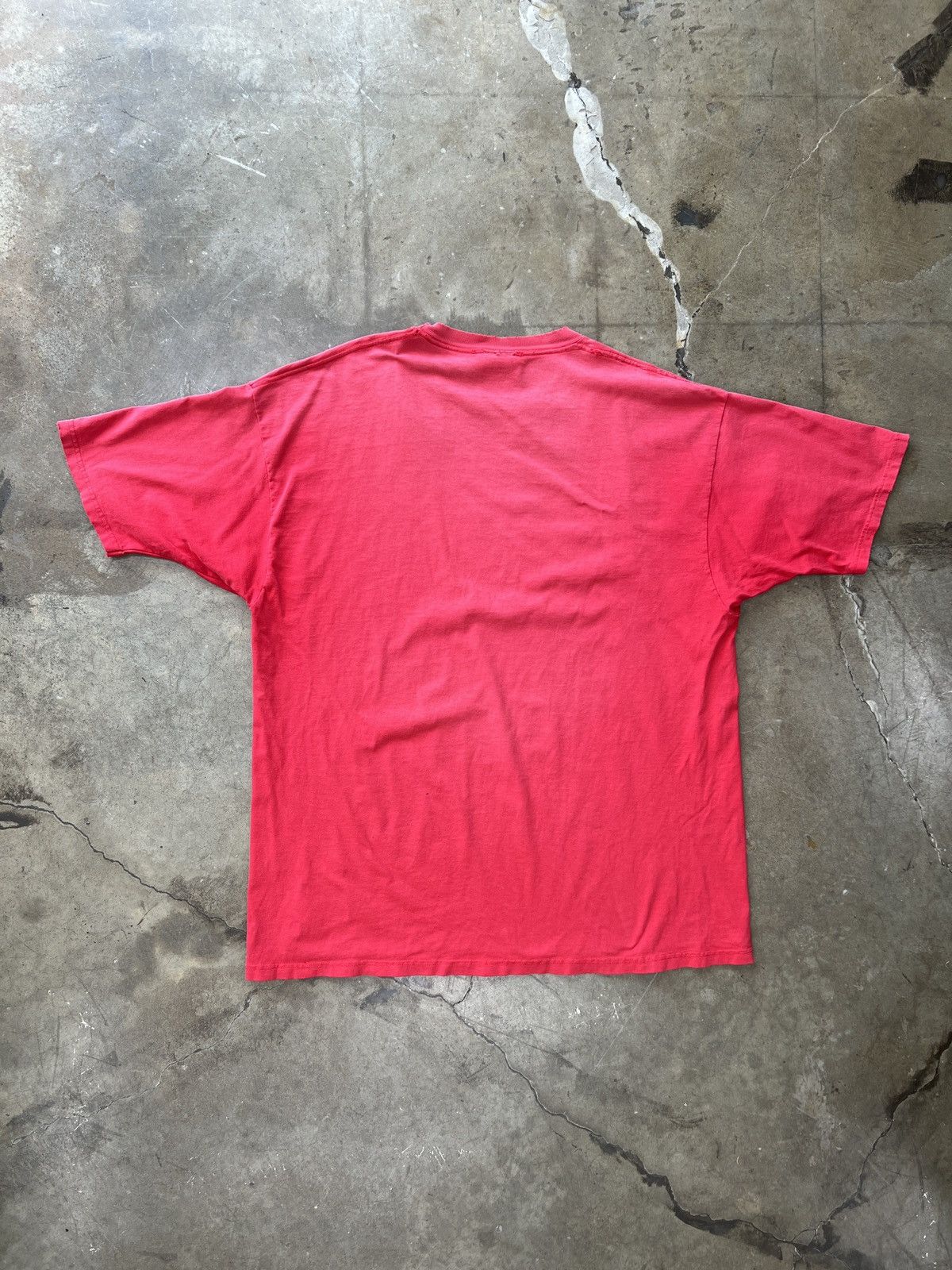 NFL × Vintage Vintage NFL Reebok Tampa Bay Buccaneers Football Tee XL Size US XL / EU 56 / 4 - 4 Thumbnail