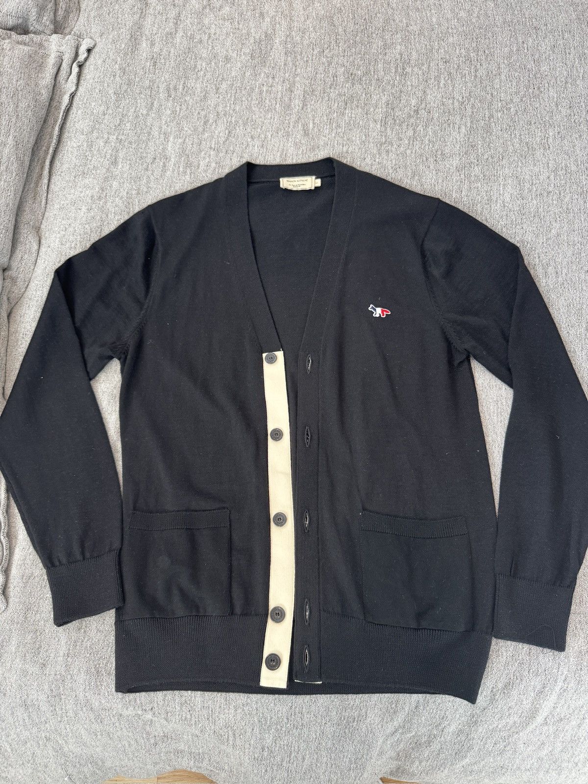 Maison Kitsune Maison Kitsune Cardgian Size US M / EU 48-50 / 2 - 1 Thumbnail