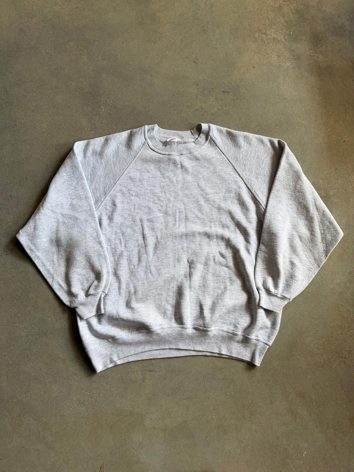Jerzees VTG Jerzees Gray Sweatshirt Sz XL Size US XL / EU 56 / 4 - 1 Thumbnail