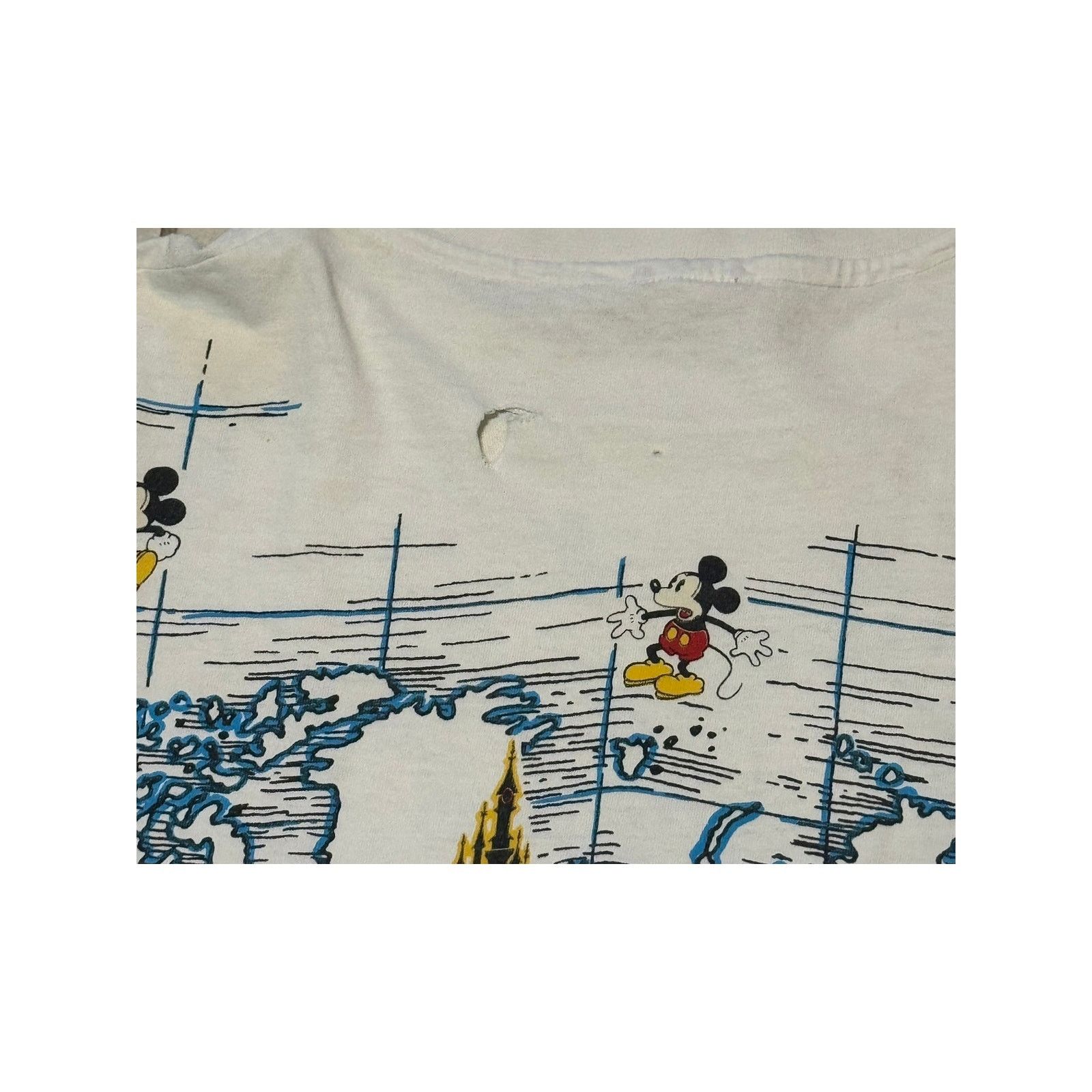 Disney Vintage Disney Mickey Mouse World Map T Shirt 90s AOP L Size US L / EU 52-54 / 3 - 8 Thumbnail