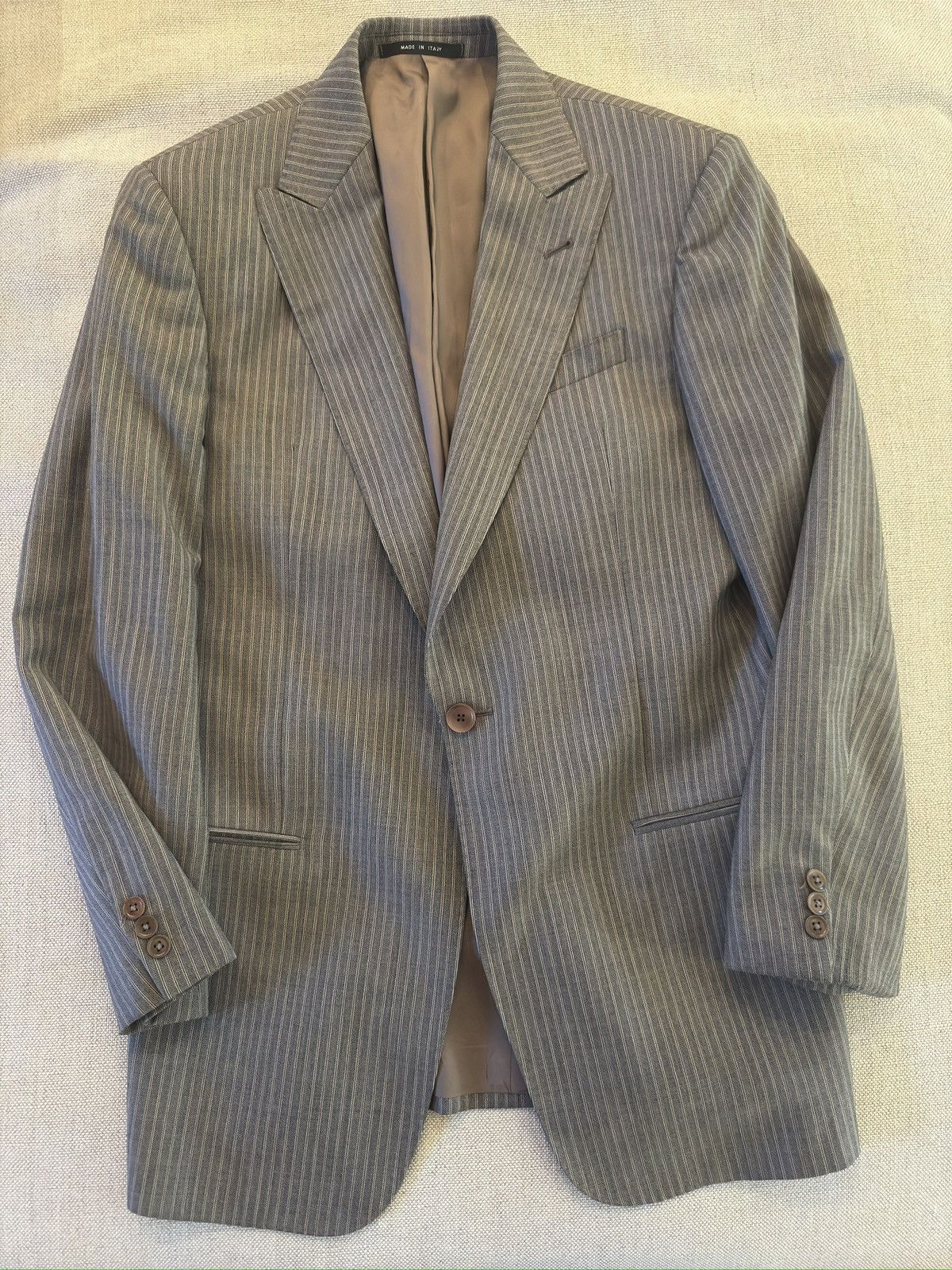 Armani Collezioni ARMANI COLLEZIONI Made in Italy Peak Lapel Suit Jacket 40R Size 40R - 1 Thumbnail