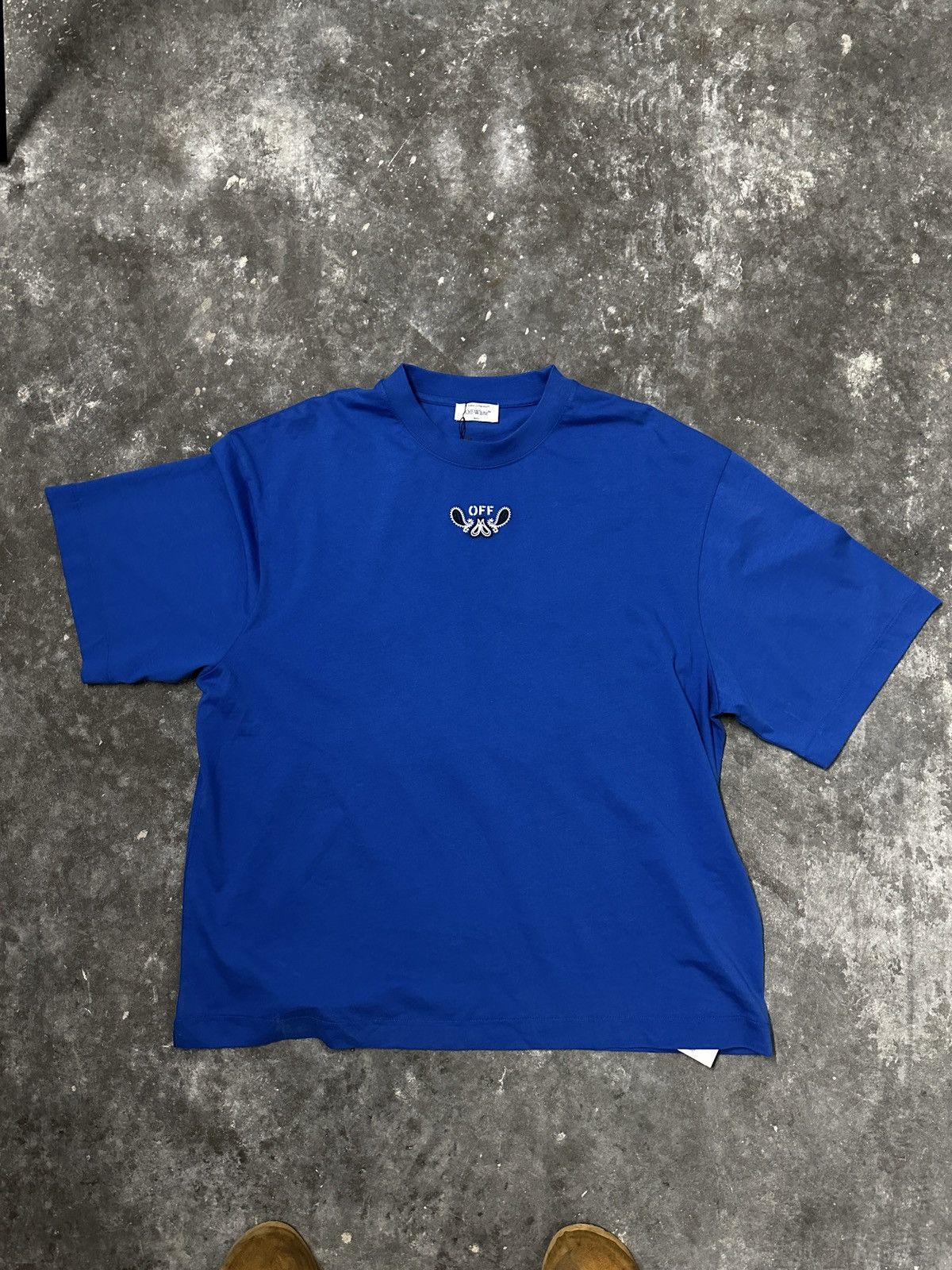 Off-White “Bandana” Logo Tee – Ice Nautical Blue (XL)