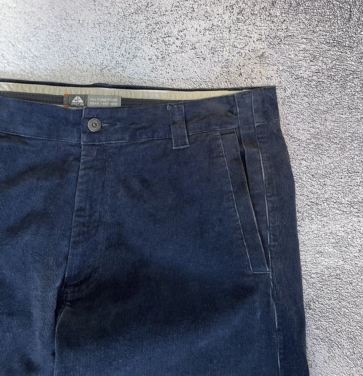 Nike ACG Nike ACG Corduroy Pants Wide Leg Vintage Embroidered 36 Size US 36 / EU 52 - 4 Thumbnail