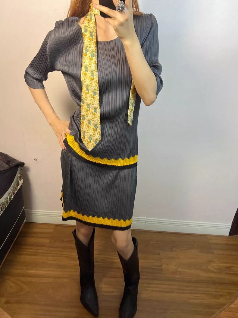 Other Issey Miyake size:5 Pencil grey skirt Size 42" / US 20 - 7 Thumbnail