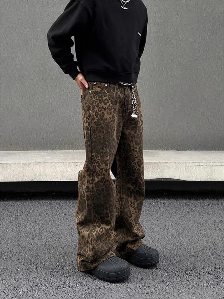 image of Retro Loose Fitting Leopard Print Jeans in Raw, Men's (Size 32)