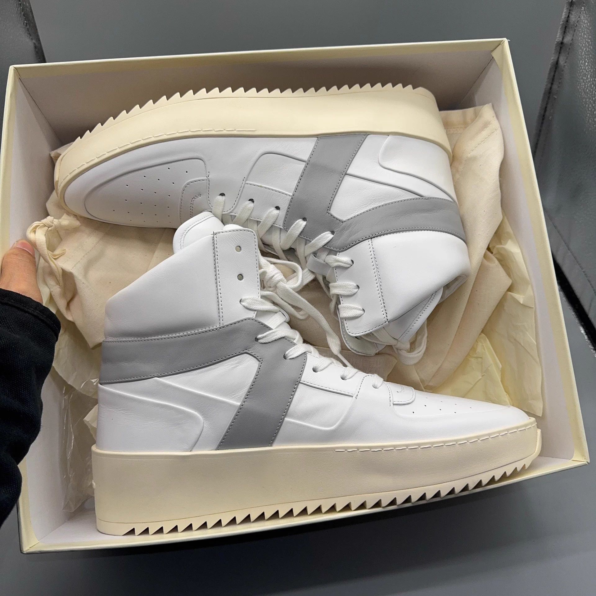 Fear of God Fear of God White 44 Sneaker Size US 11 / EU 44 - 6 Thumbnail