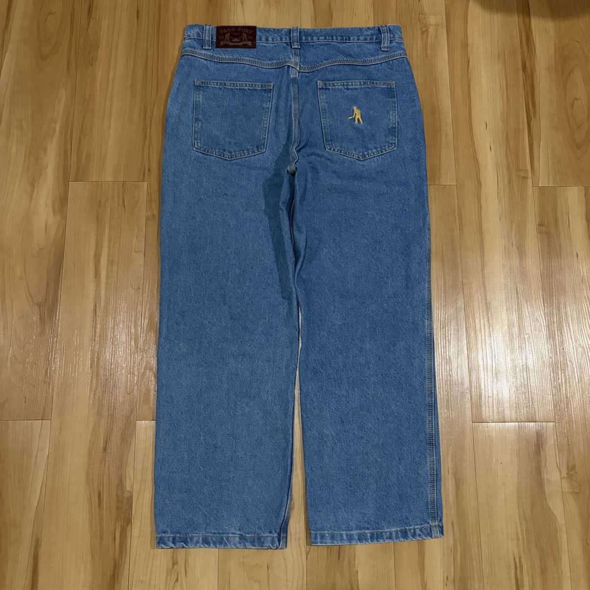 Passport PASSPORT WORKERS CLUB JEANS WASHED LIGHT INDIGO Size US 34 / EU 50 - 2 Thumbnail