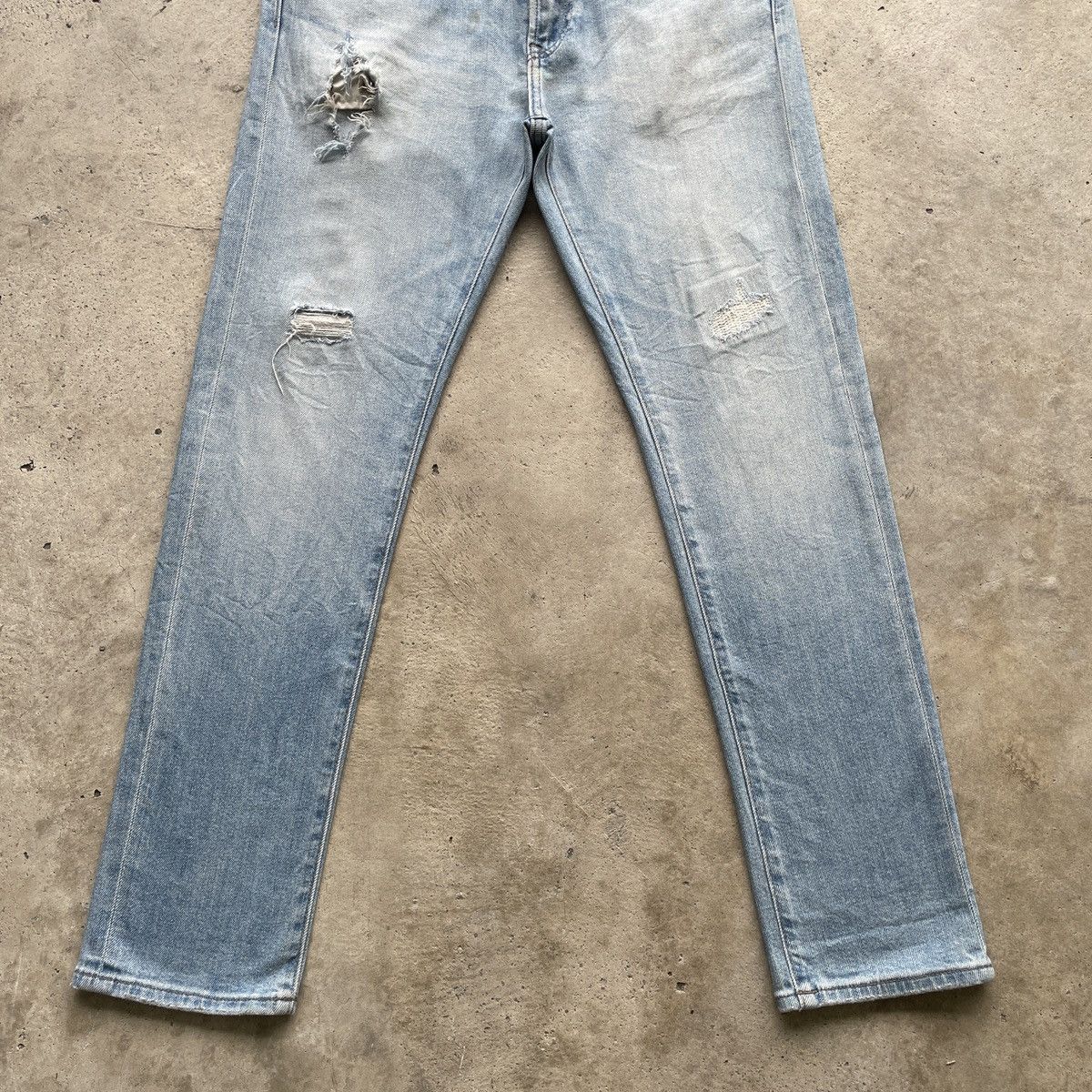Japanese Brand Vintage Japanese Ripped Wash Blue Faded Skinny Jeans Pants Size US 32 / EU 48 - 4 Thumbnail