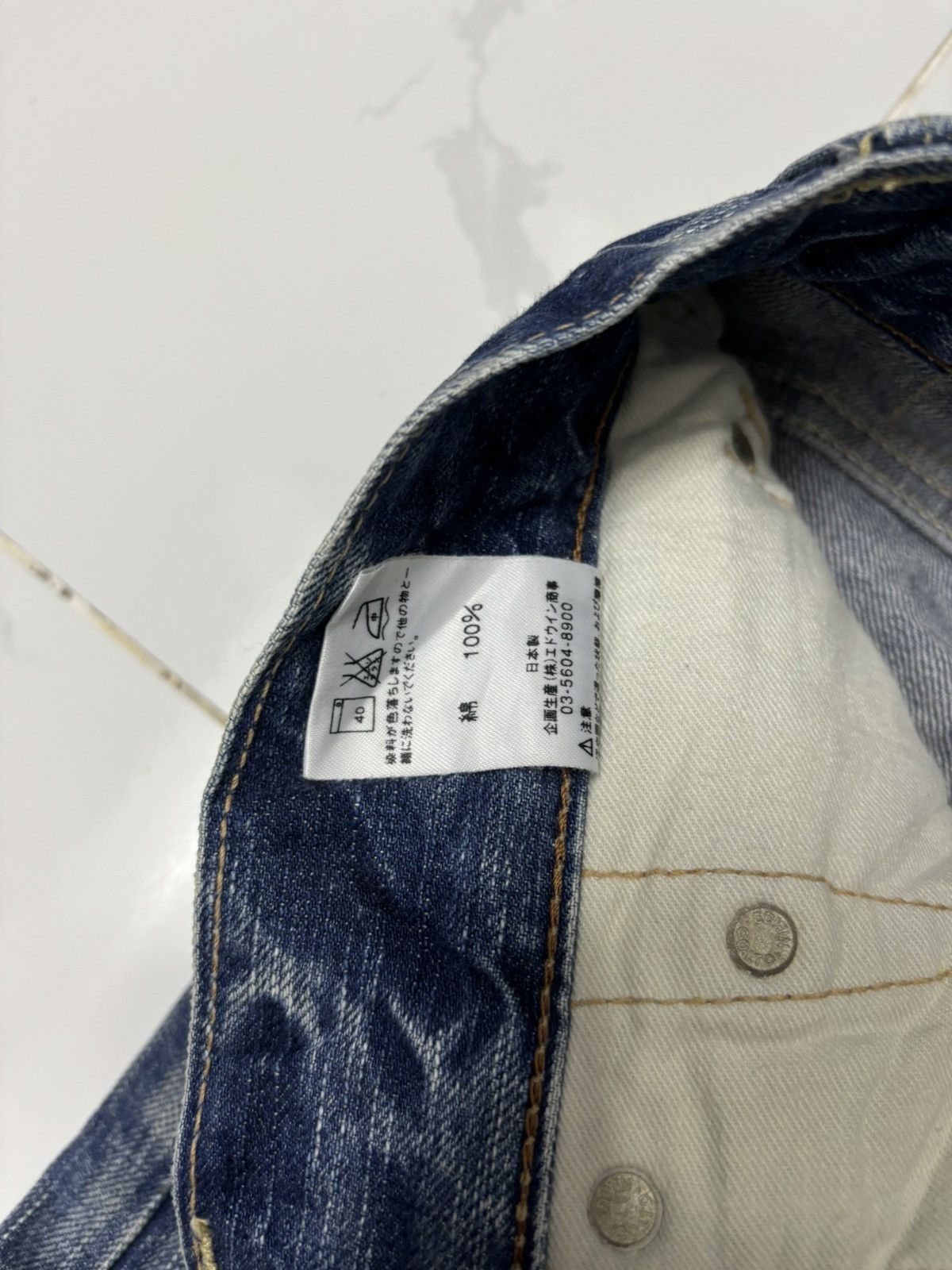 Who Decides War EDWIN 503 PAINTER JEANS BLUE TRIP DISTRESSED DENIM Size US 33 - 12 Thumbnail