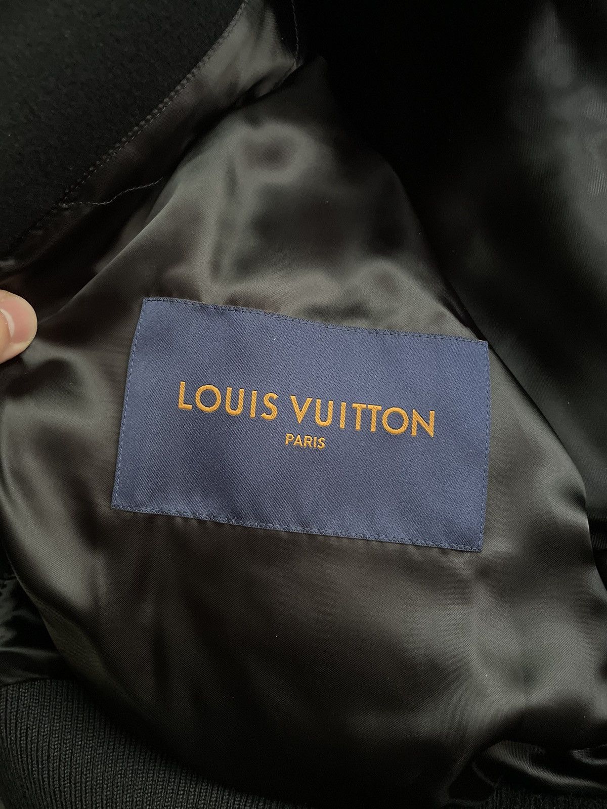 Louis Vuitton Louis Vuitton Crochet Flower Varsity Jacket Size US M / EU 48-50 / 2 - 15 Thumbnail