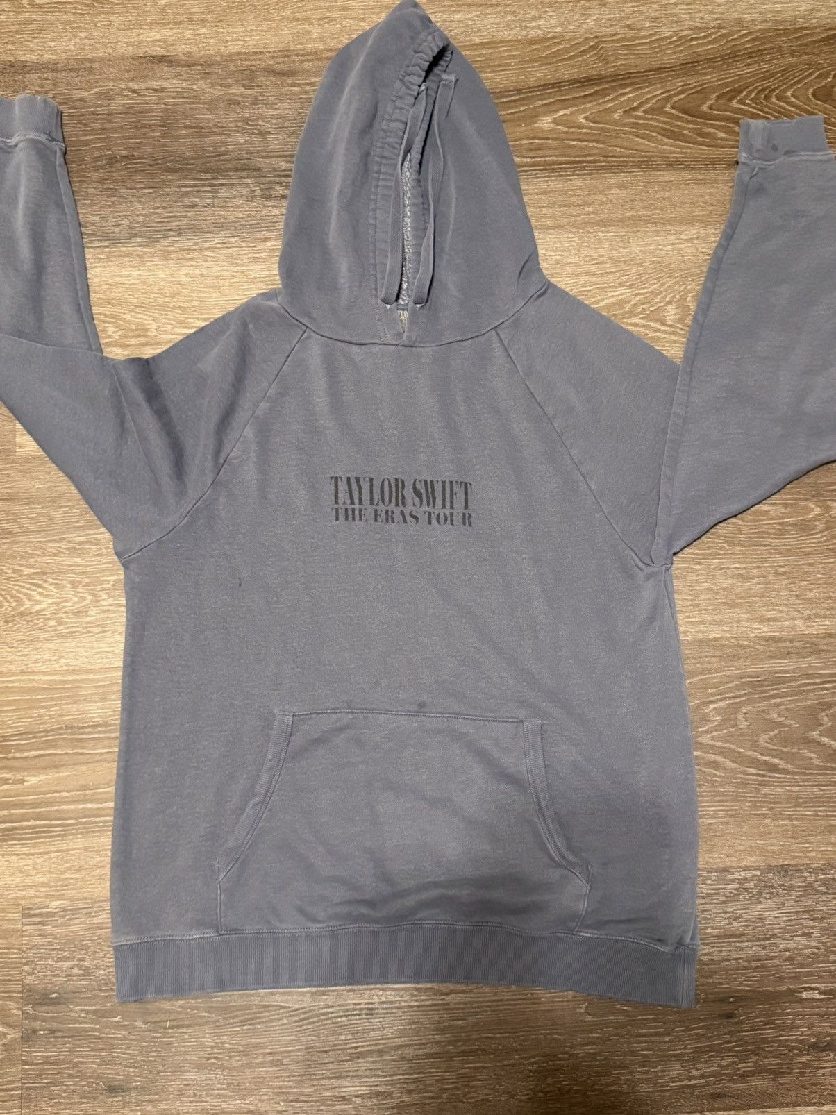 Other Taylor Swift “The Era tour” pullover hoodie Size M / US 6-8 / IT 42-44 - 2 Thumbnail
