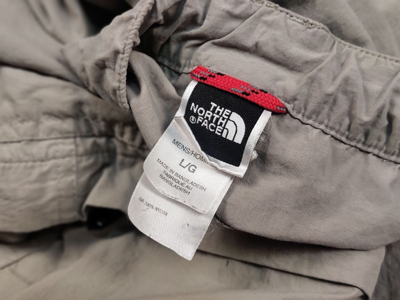The North Face Vintage 90's The North Face Cargo Beige Track Pants x Shorts Size US 34 / EU 50 - 16 Thumbnail