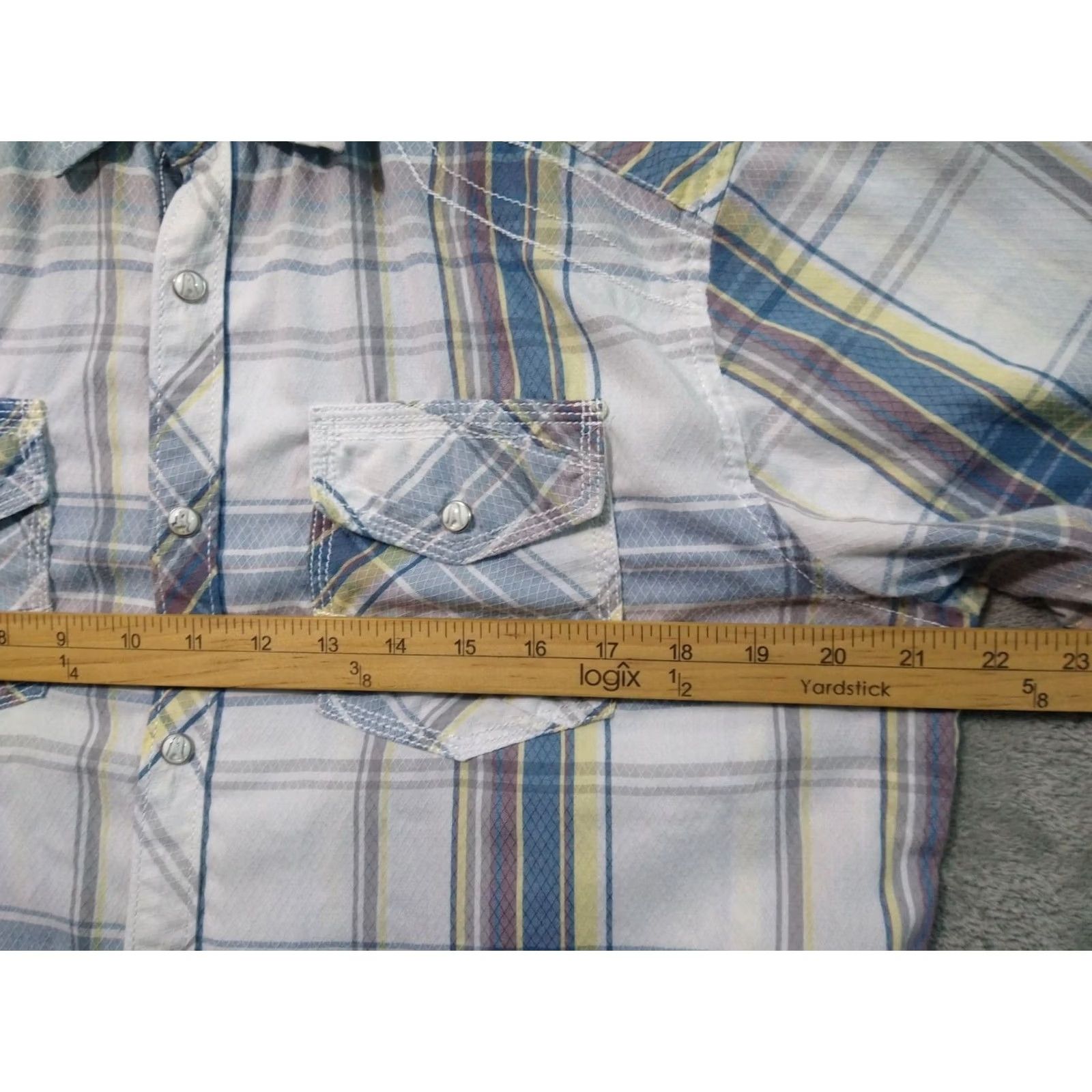Vintage BKE Buckle Shirt Mens Large White Plaid Standard Fit Short Sleeve Button Up Size US L / EU 52-54 / 3 - 4 Thumbnail